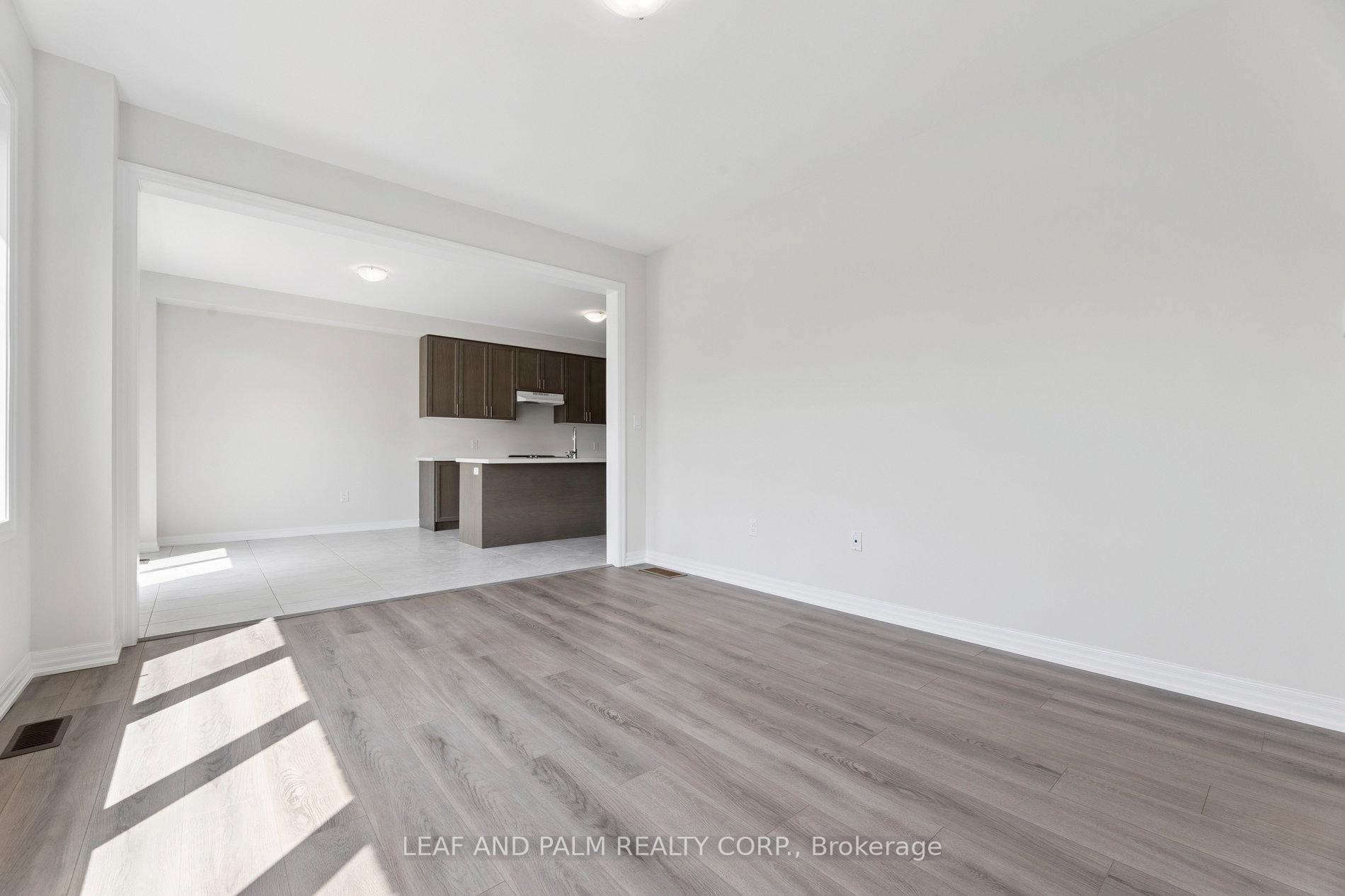 Photo 13 of 7 Ed Ewert Avenue, Clarington, Newcastle — HOMEH