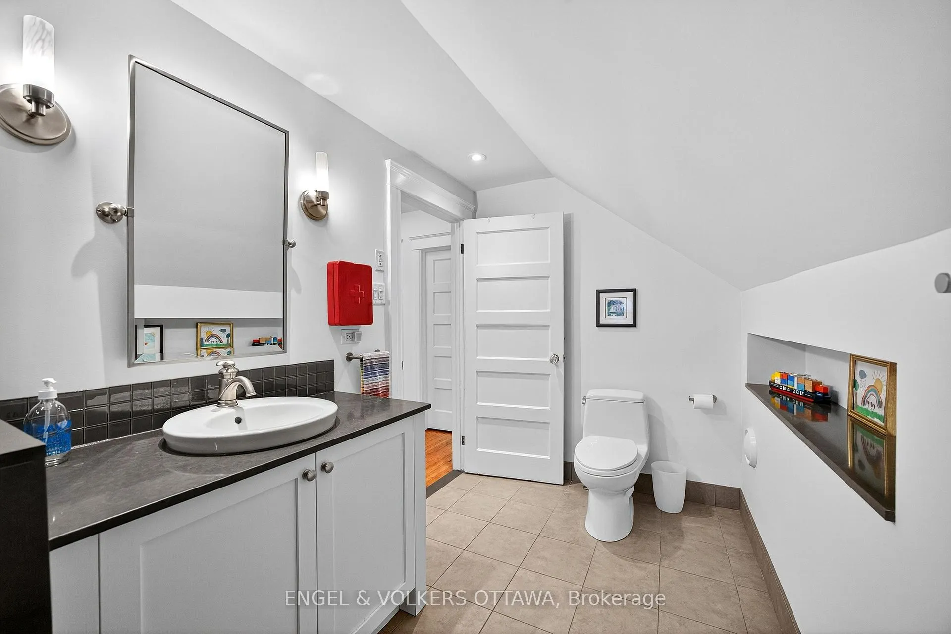 Photo 43 of 297 Clemow Avenue, Ottawa, Glebe — HOMEH