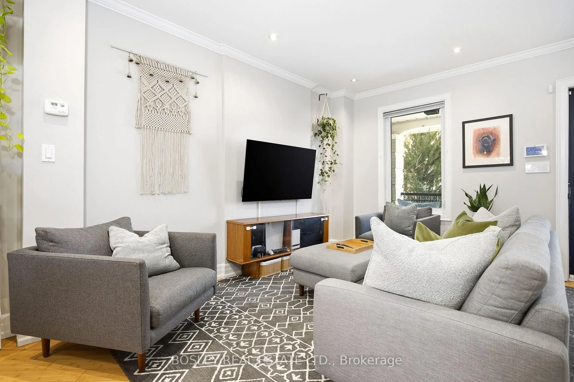 Photo 6 of 252 Highfield Road, Toronto, Greenwood-Coxwell — HOMEH