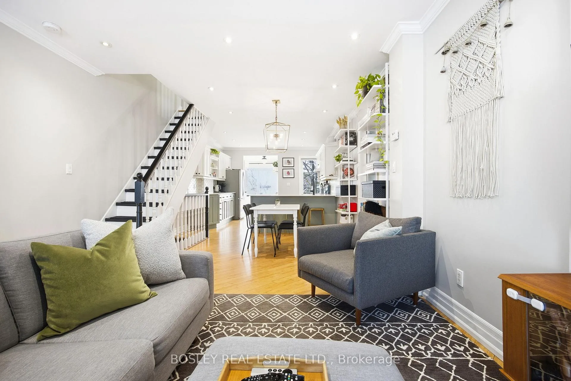 Photo 8 of 252 Highfield Road, Toronto, Greenwood-Coxwell — HOMEH