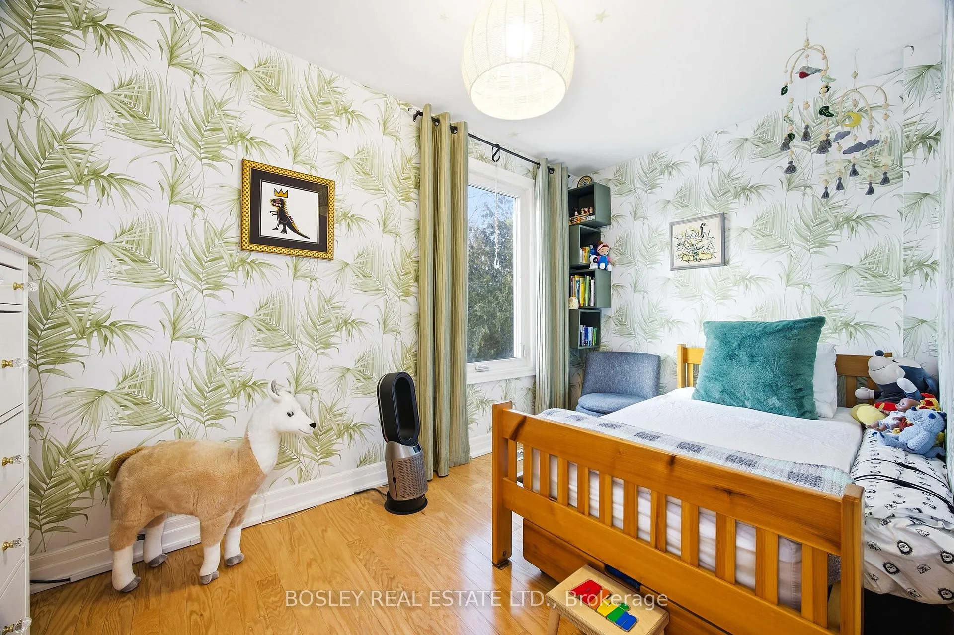 Photo 27 of 252 Highfield Road, Toronto, Greenwood-Coxwell — HOMEH