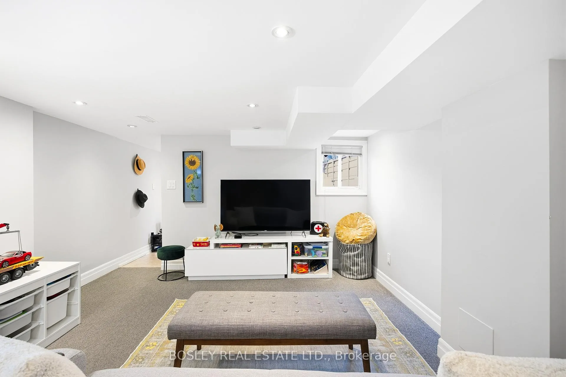 Photo 36 of 252 Highfield Road, Toronto, Greenwood-Coxwell — HOMEH