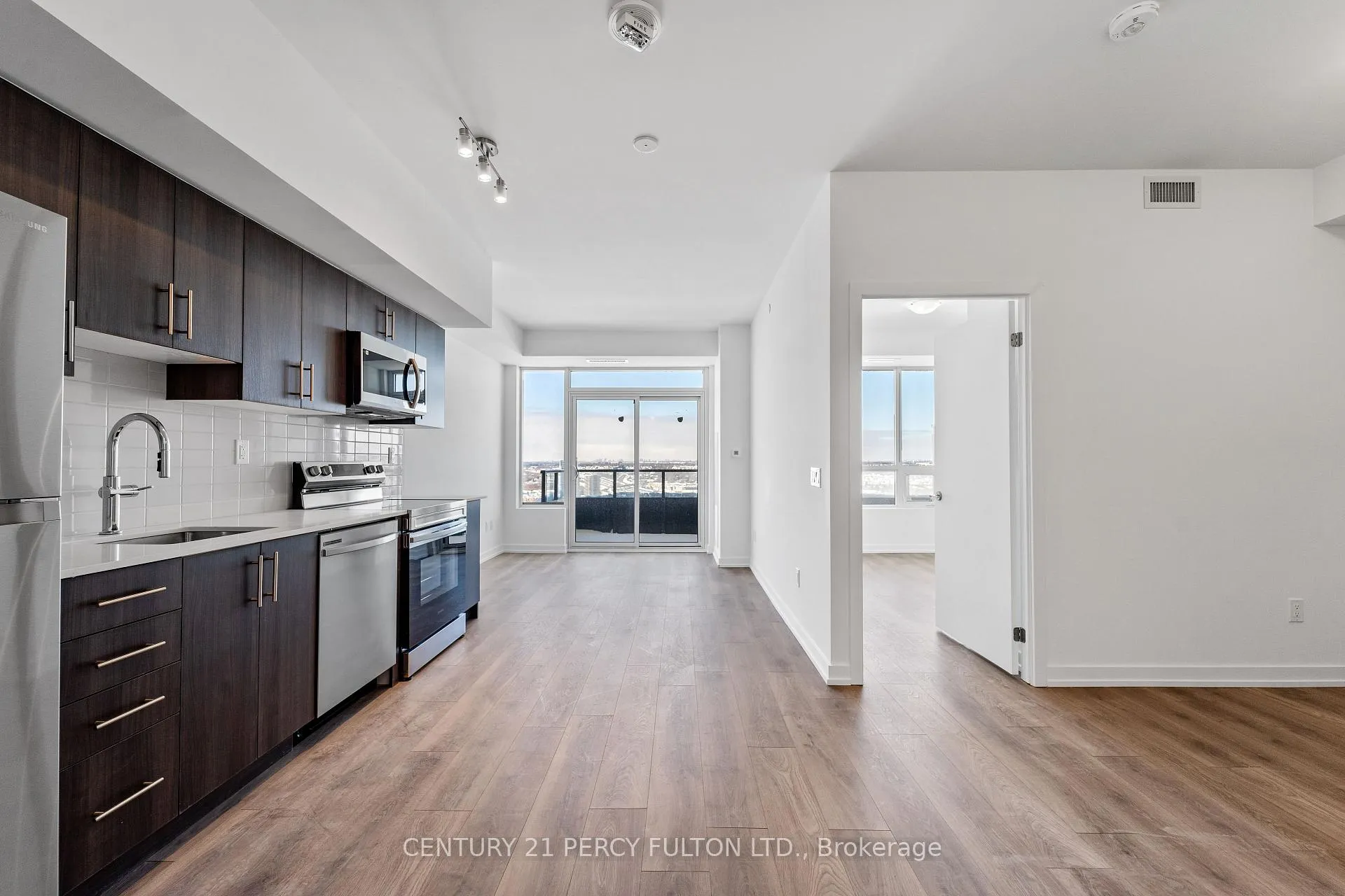 Photo 8 of Unit 2701, 1435 Celebration Drive, Pickering, Bay Ridges — HOMEH