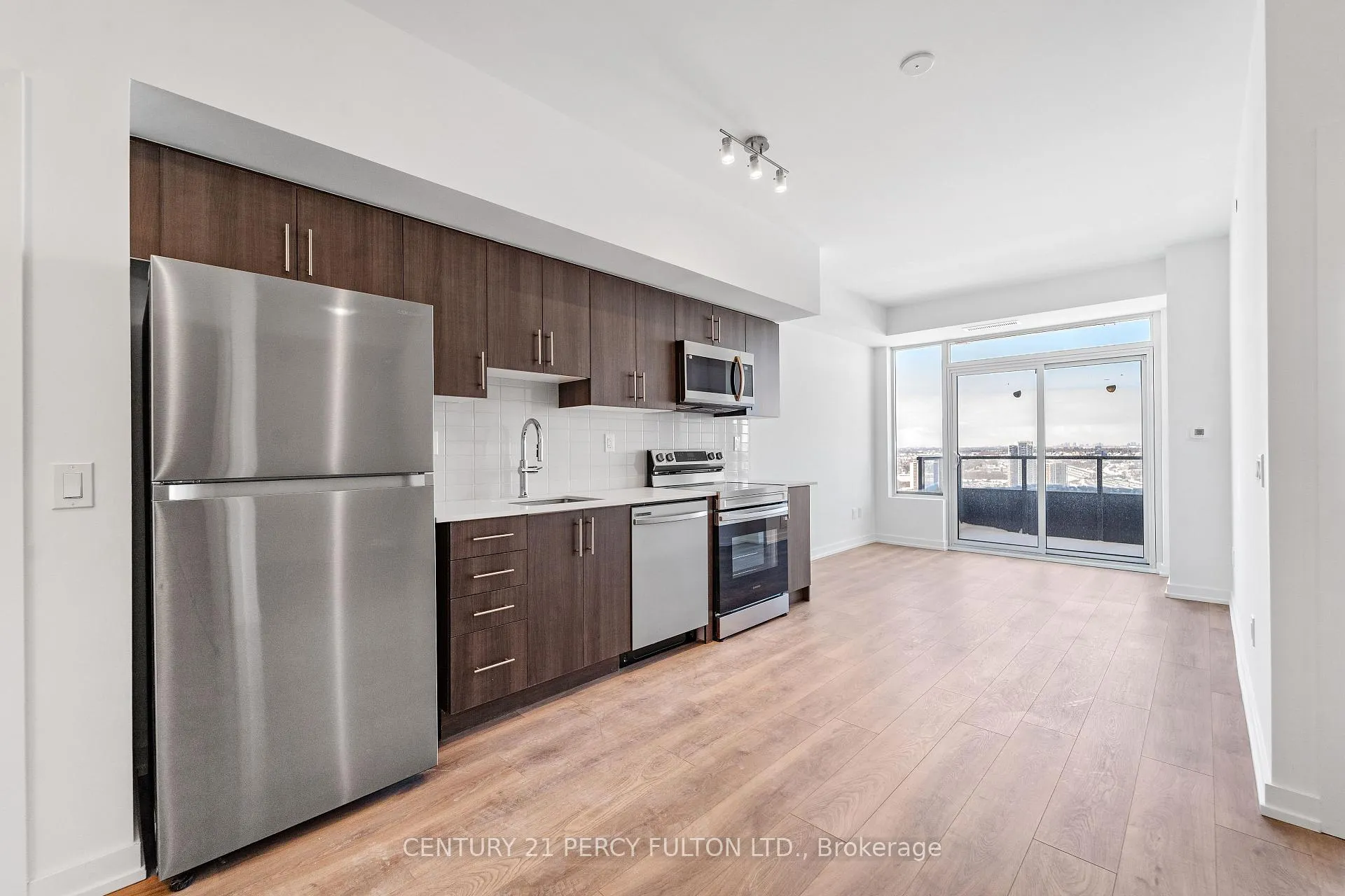 Photo 9 of Unit 2701, 1435 Celebration Drive, Pickering, Bay Ridges — HOMEH