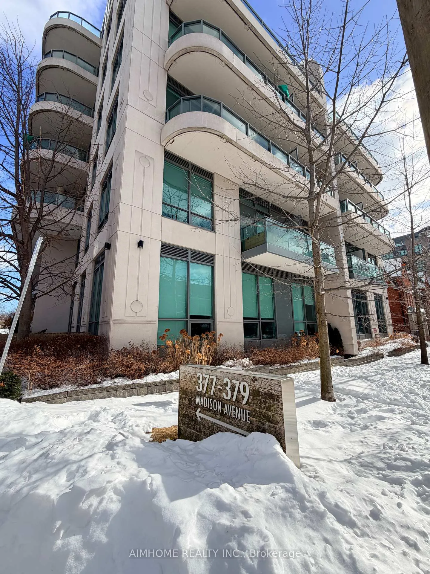 Photo 2 of Unit 512, 377 Madison Avenue, Toronto, The Annex — HOMEH