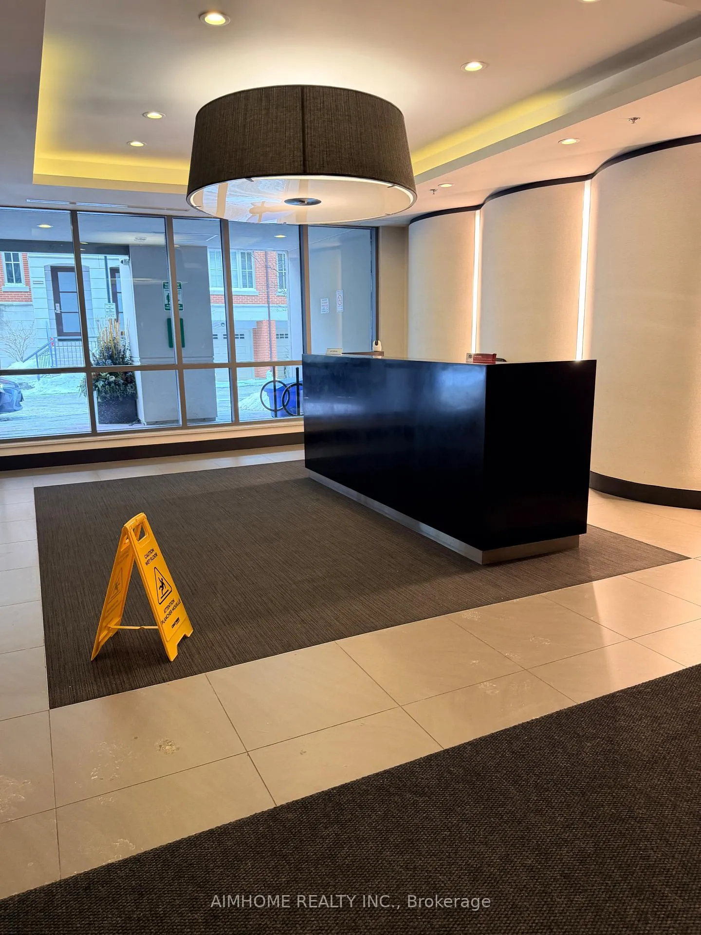 Photo 3 of Unit 512, 377 Madison Avenue, Toronto, The Annex — HOMEH