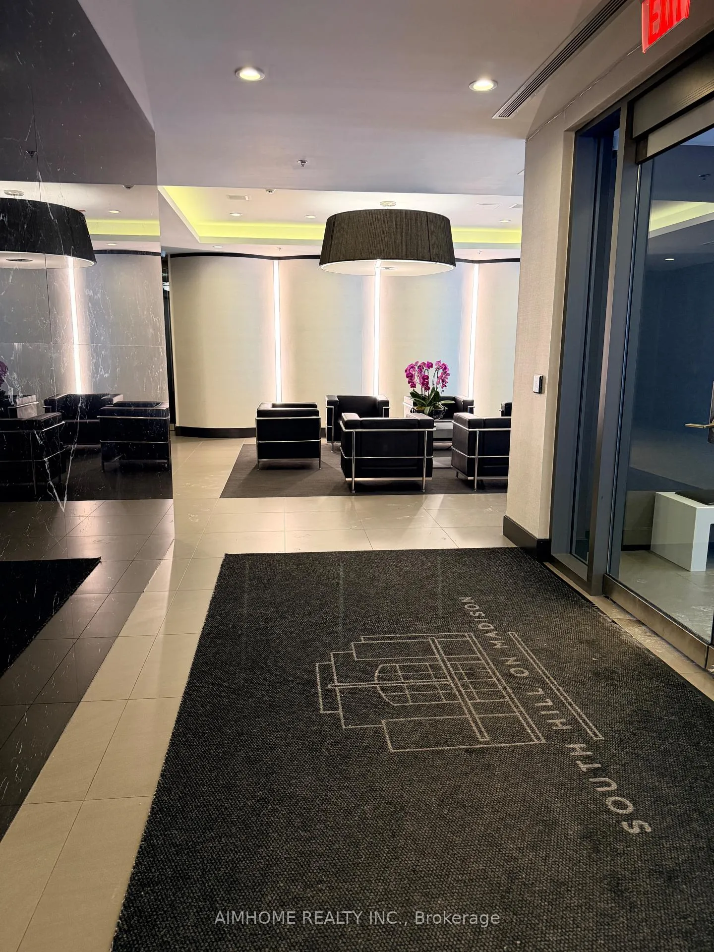 Photo 4 of Unit 512, 377 Madison Avenue, Toronto, The Annex — HOMEH