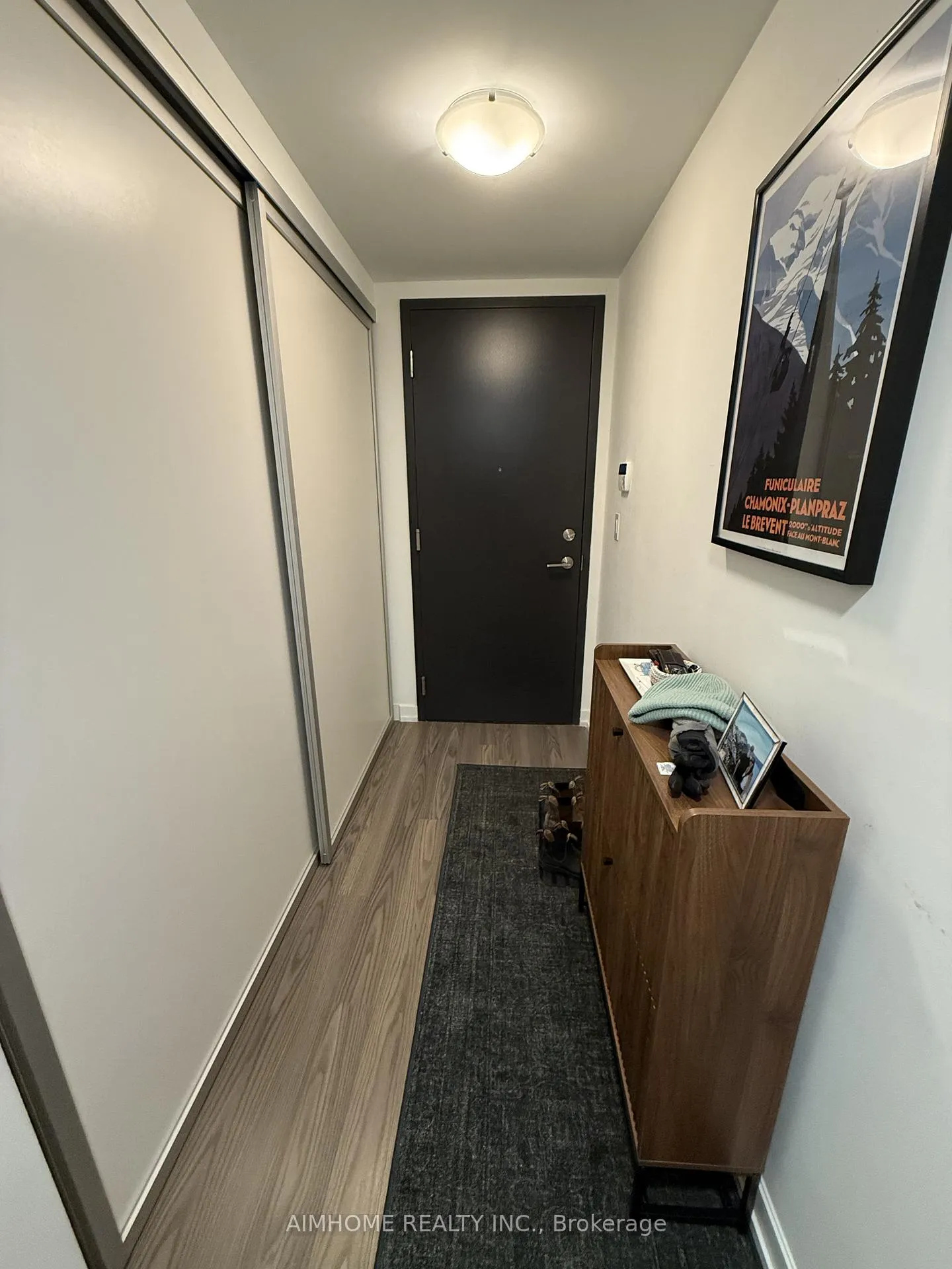 Photo 5 of Unit 512, 377 Madison Avenue, Toronto, The Annex — HOMEH