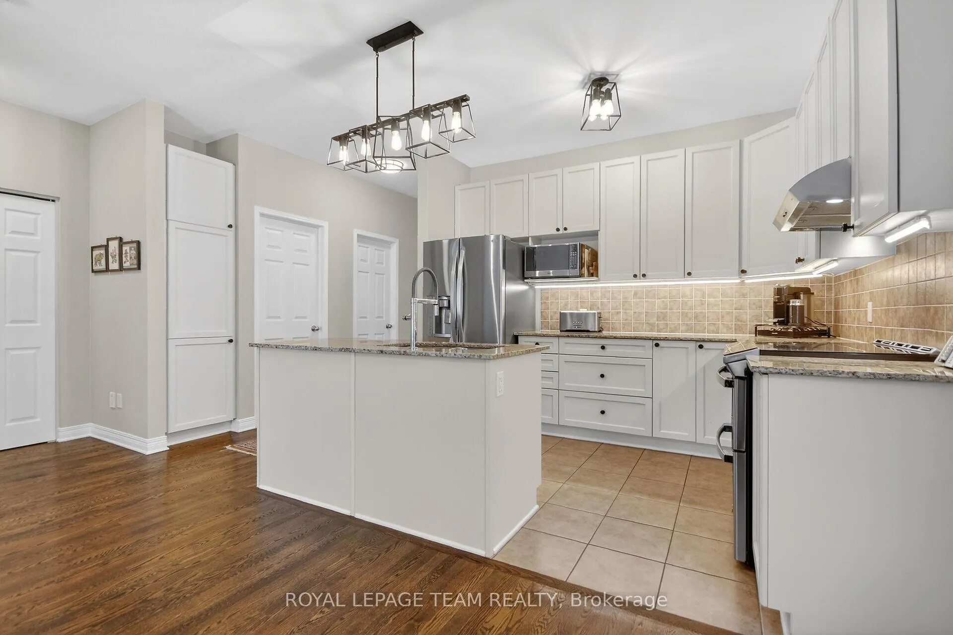 Photo 12 of 333 Antigonish Avenue, Ottawa, Springridge/East Village — HOMEH