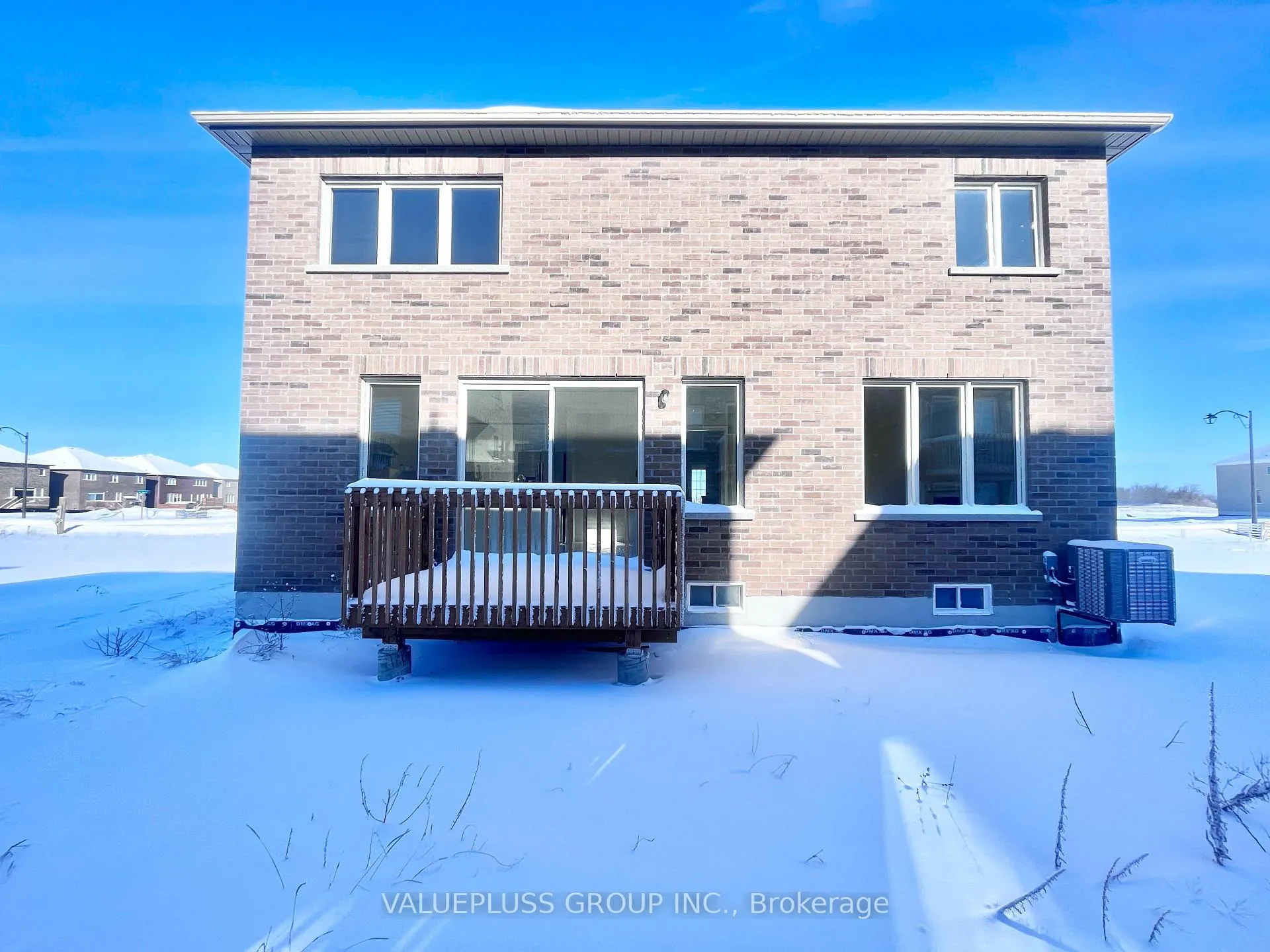 Photo 46 of 39 Hitching Post Lane, Georgina, Keswick South — HOMEH