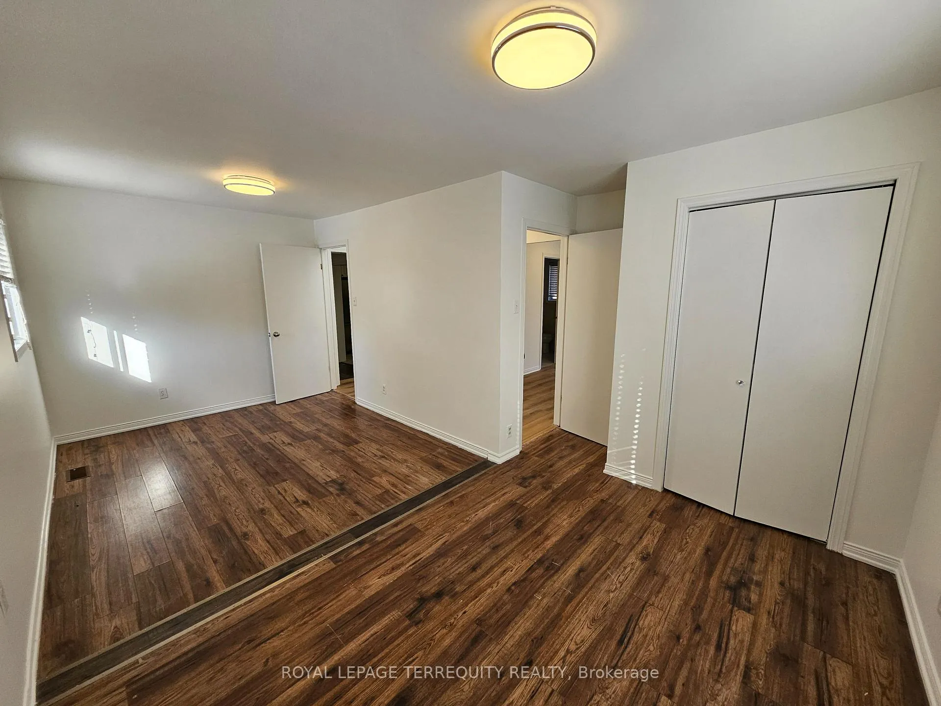 Photo 26 of 557 Lawrence Avenue W, Toronto, Englemount-Lawrence — HOMEH
