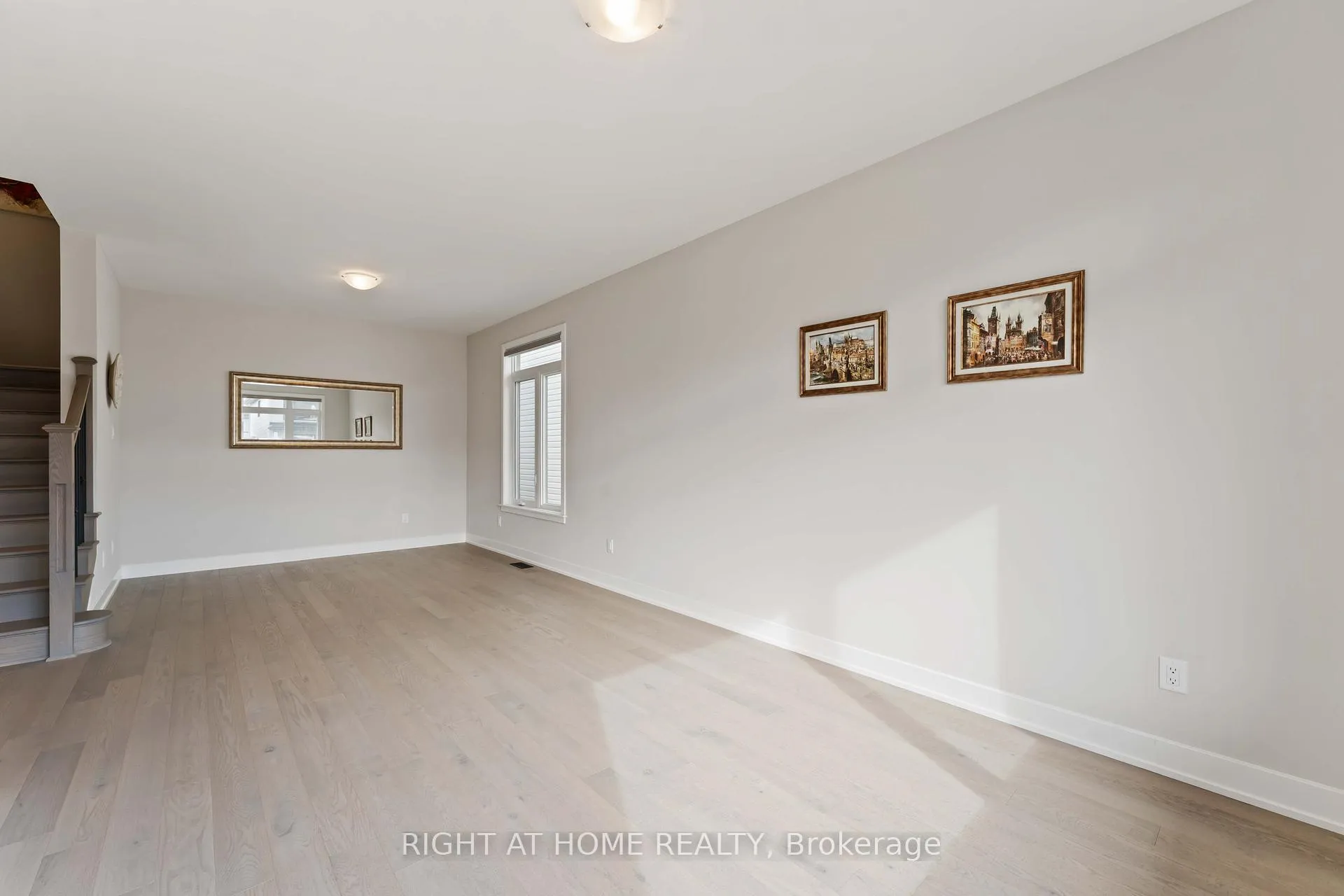 Photo 6 of 203 Osterley Way, Ottawa, Stittsville (South) — HOMEH