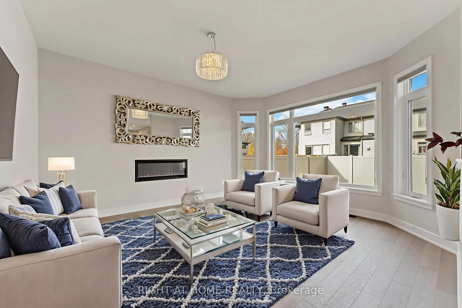 Photo 10 of 203 Osterley Way, Ottawa, Stittsville (South) — HOMEH