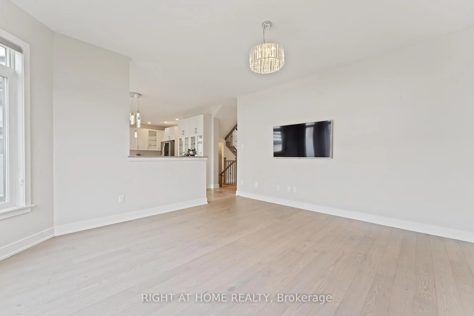 Photo 19 of 203 Osterley Way, Ottawa, Stittsville (South) — HOMEH