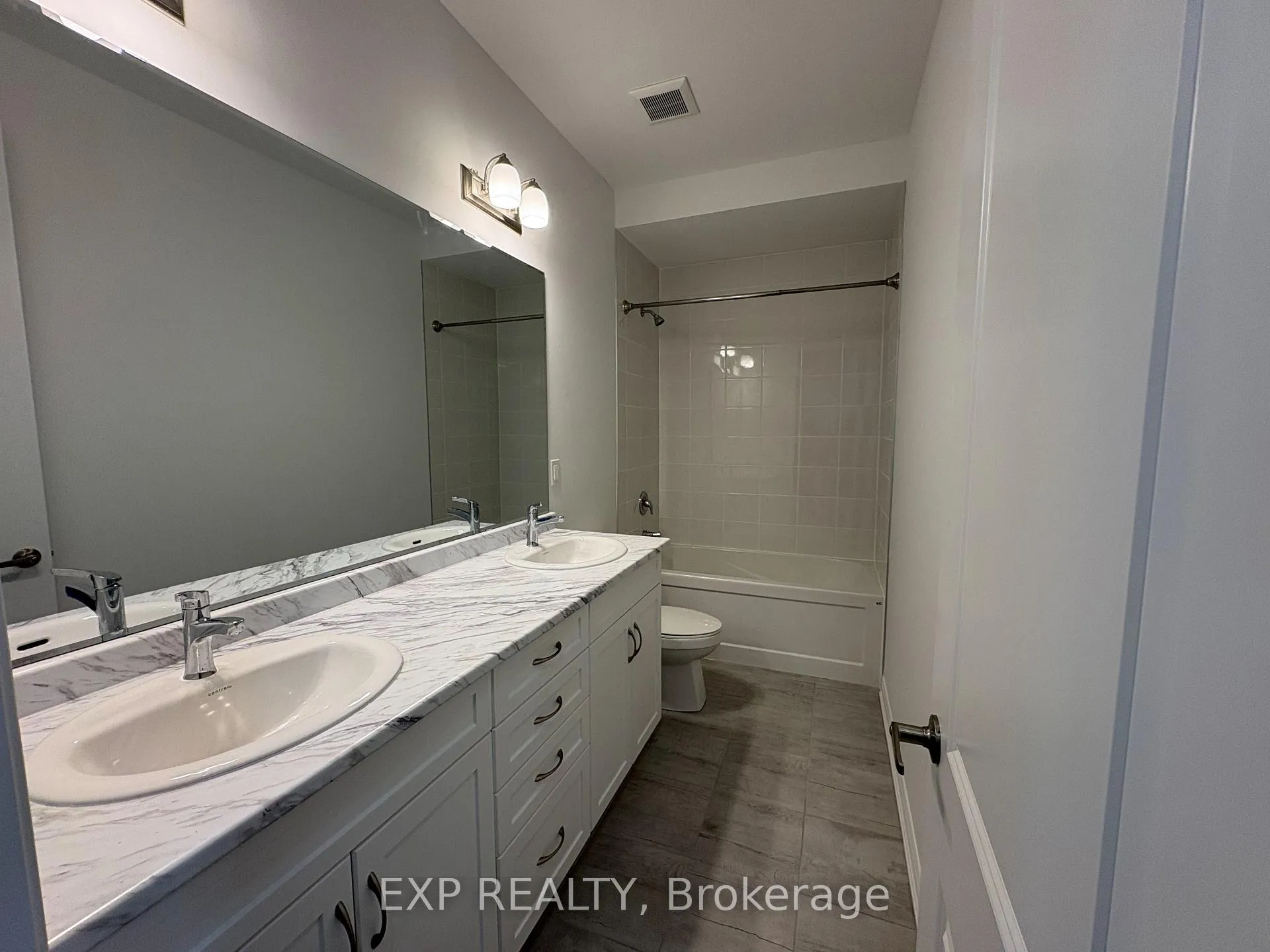 Photo 10 of 1344 Hearns Place NE, Milton, Bowes — HOMEH