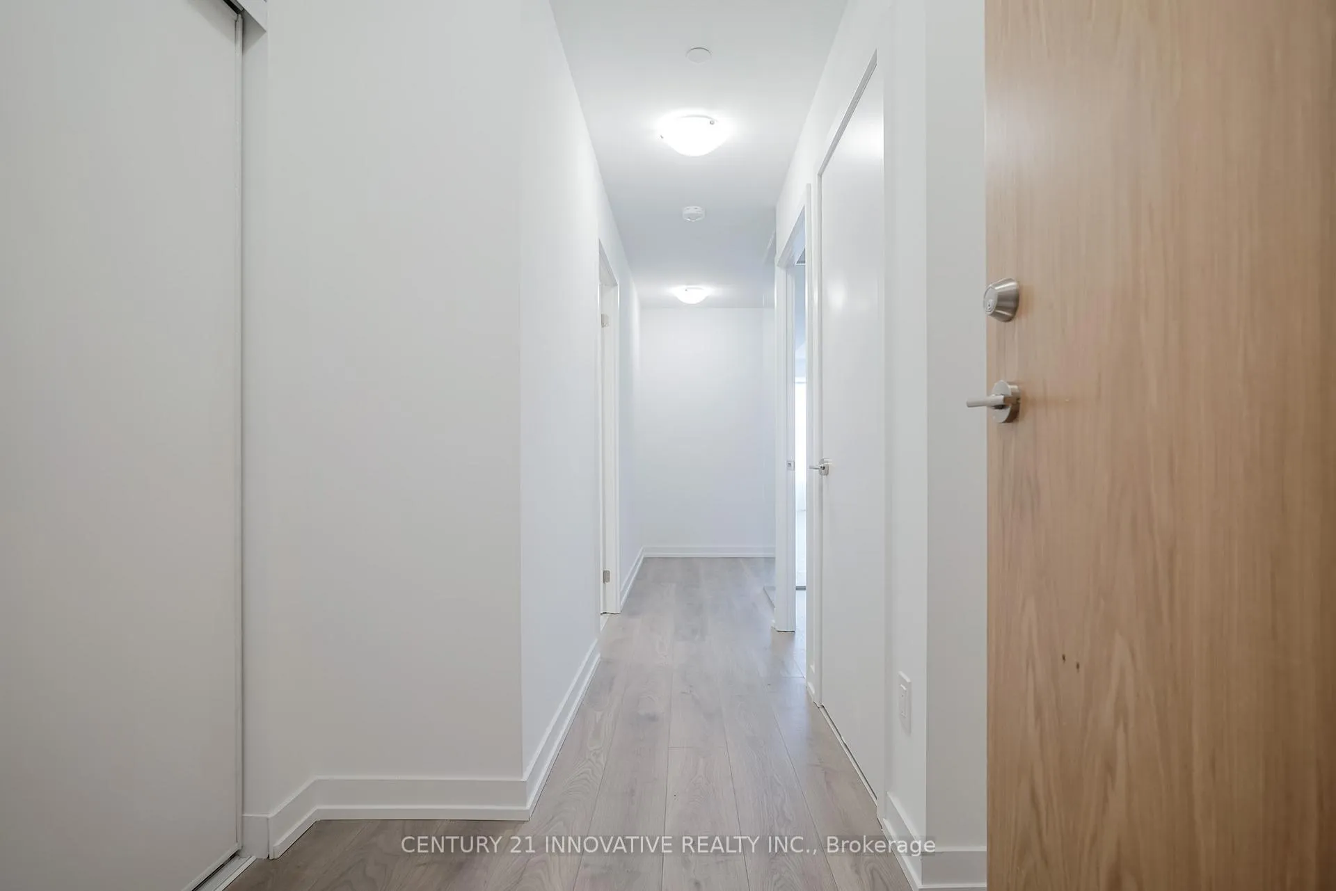 Photo 4 of Unit 1703, 1435 Celebration Drive, Pickering, Bay Ridges — HOMEH