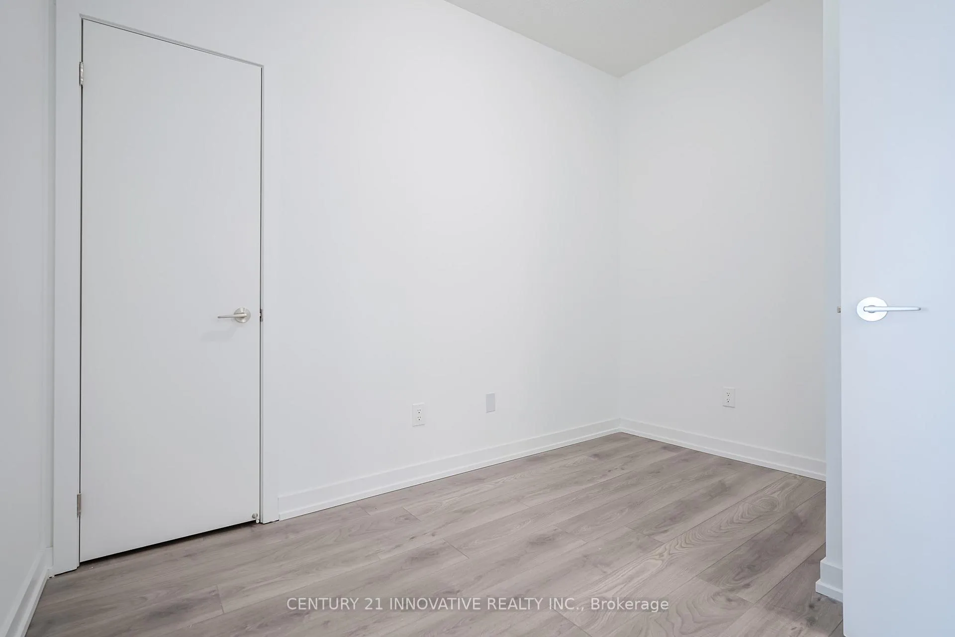 Photo 9 of Unit 1703, 1435 Celebration Drive, Pickering, Bay Ridges — HOMEH
