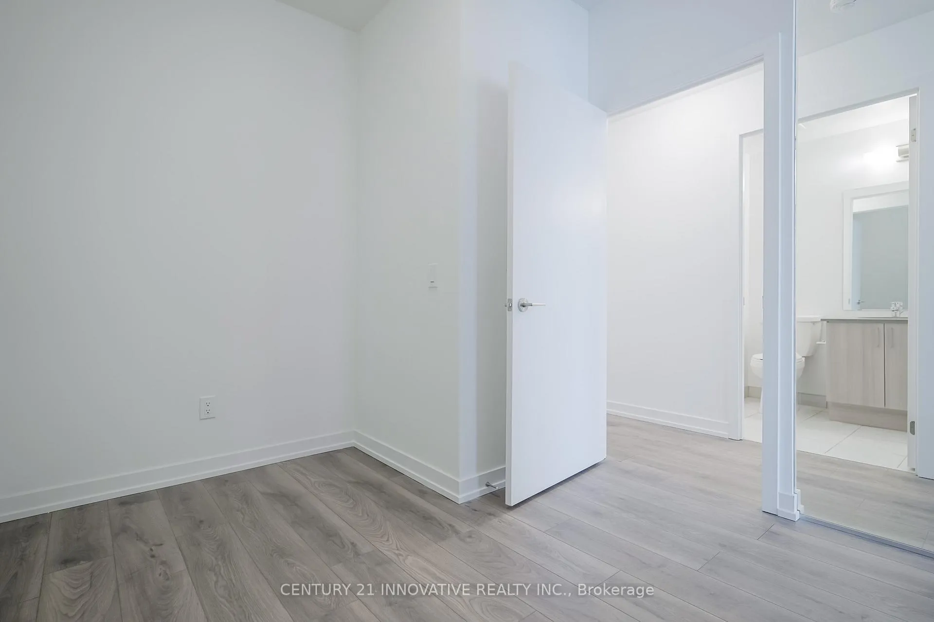 Photo 10 of Unit 1703, 1435 Celebration Drive, Pickering, Bay Ridges — HOMEH
