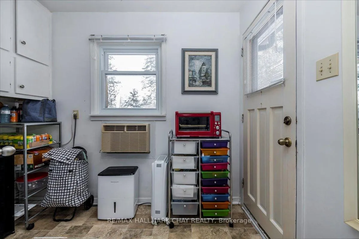 Photo 15 of 2422 25th Side Road, Innisfil, Alcona — HOMEH