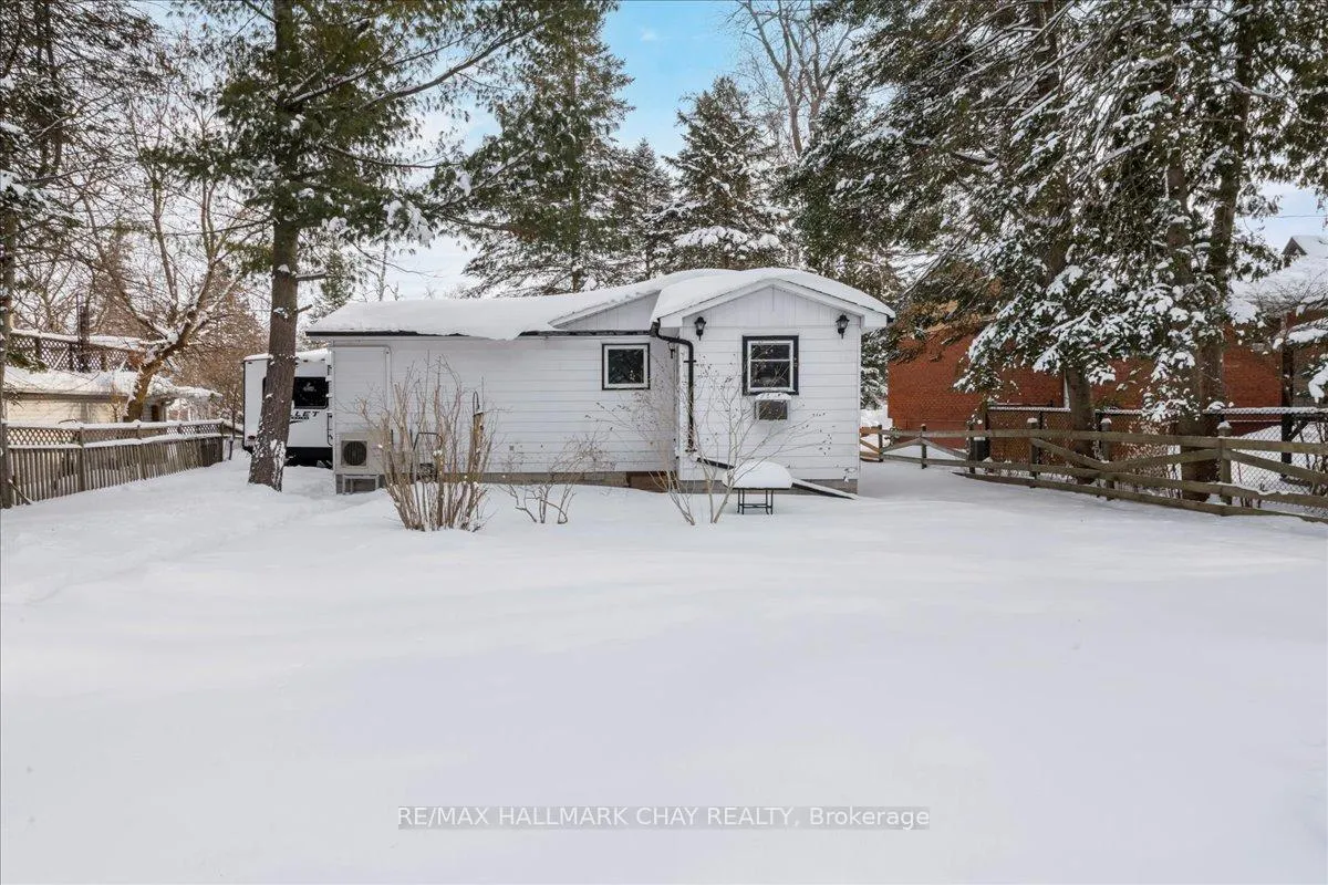 Photo 21 of 2422 25th Side Road, Innisfil, Alcona — HOMEH