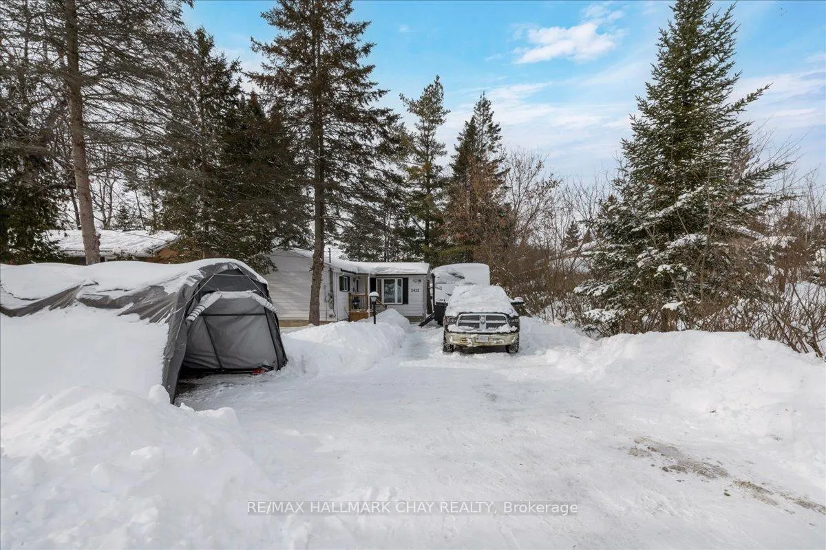 Photo 22 of 2422 25th Side Road, Innisfil, Alcona — HOMEH