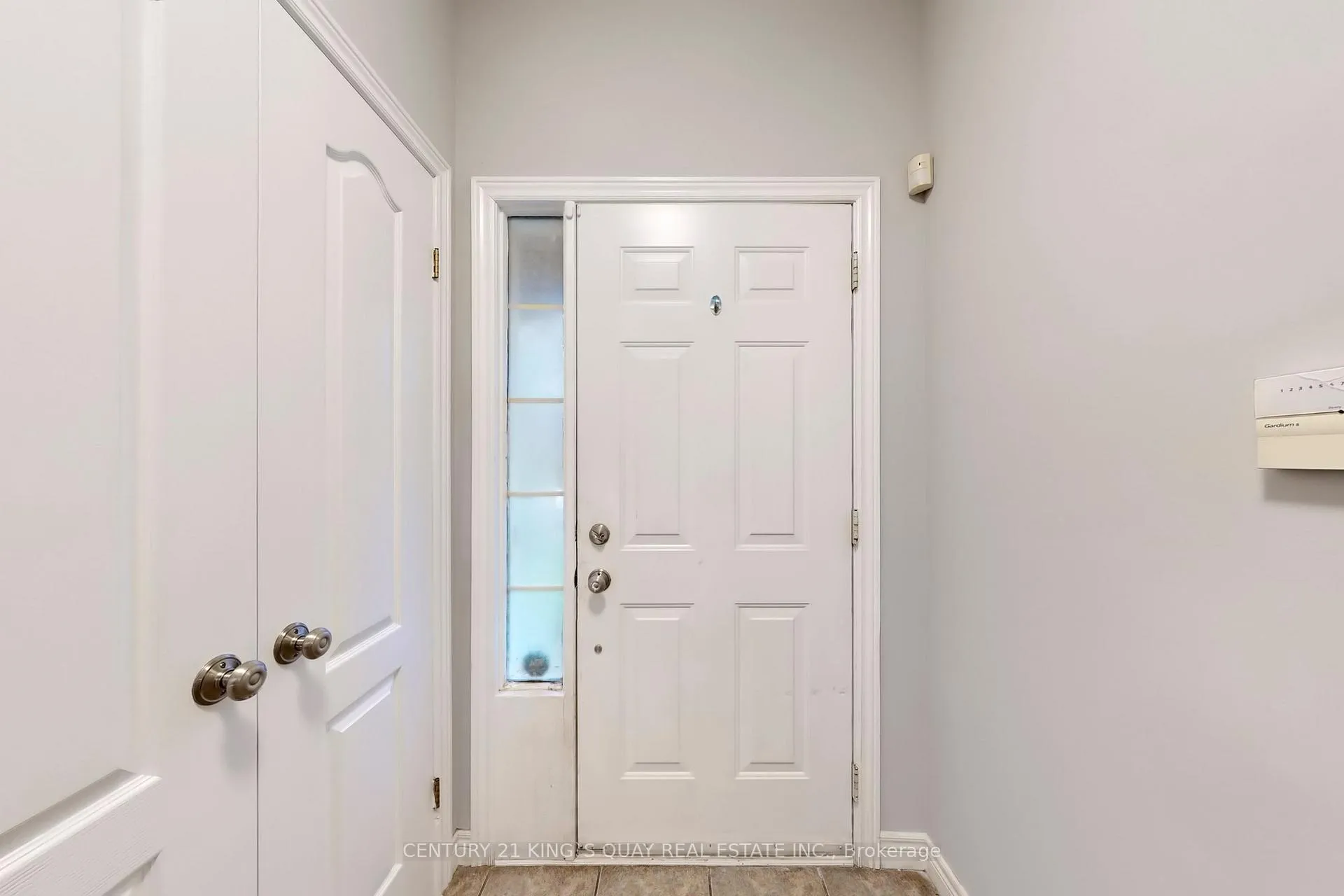 Photo 20 of Unit 21, 232 Stonehenge Drive, Hamilton, Meadowlands — HOMEH