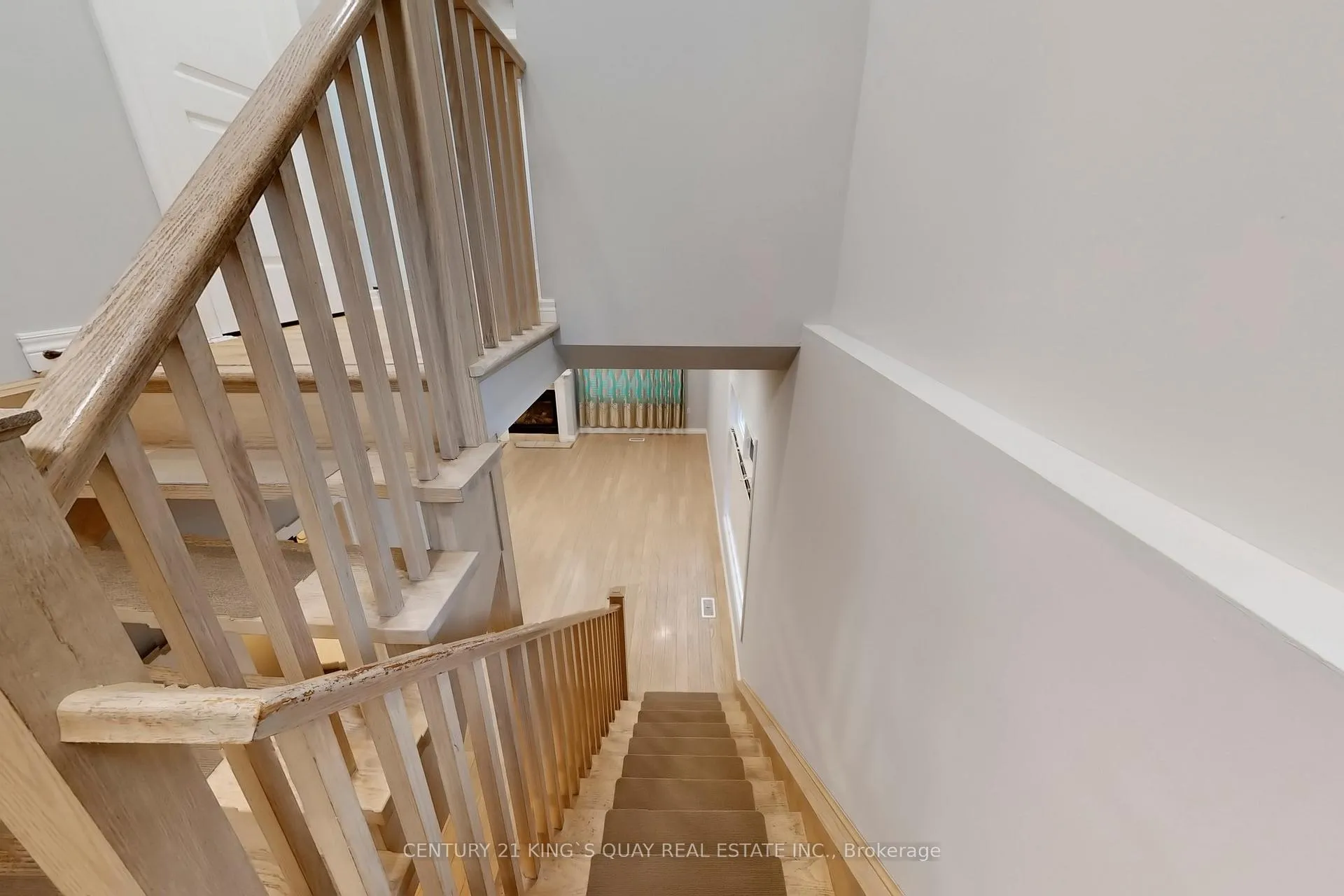 Photo 22 of Unit 21, 232 Stonehenge Drive, Hamilton, Meadowlands — HOMEH