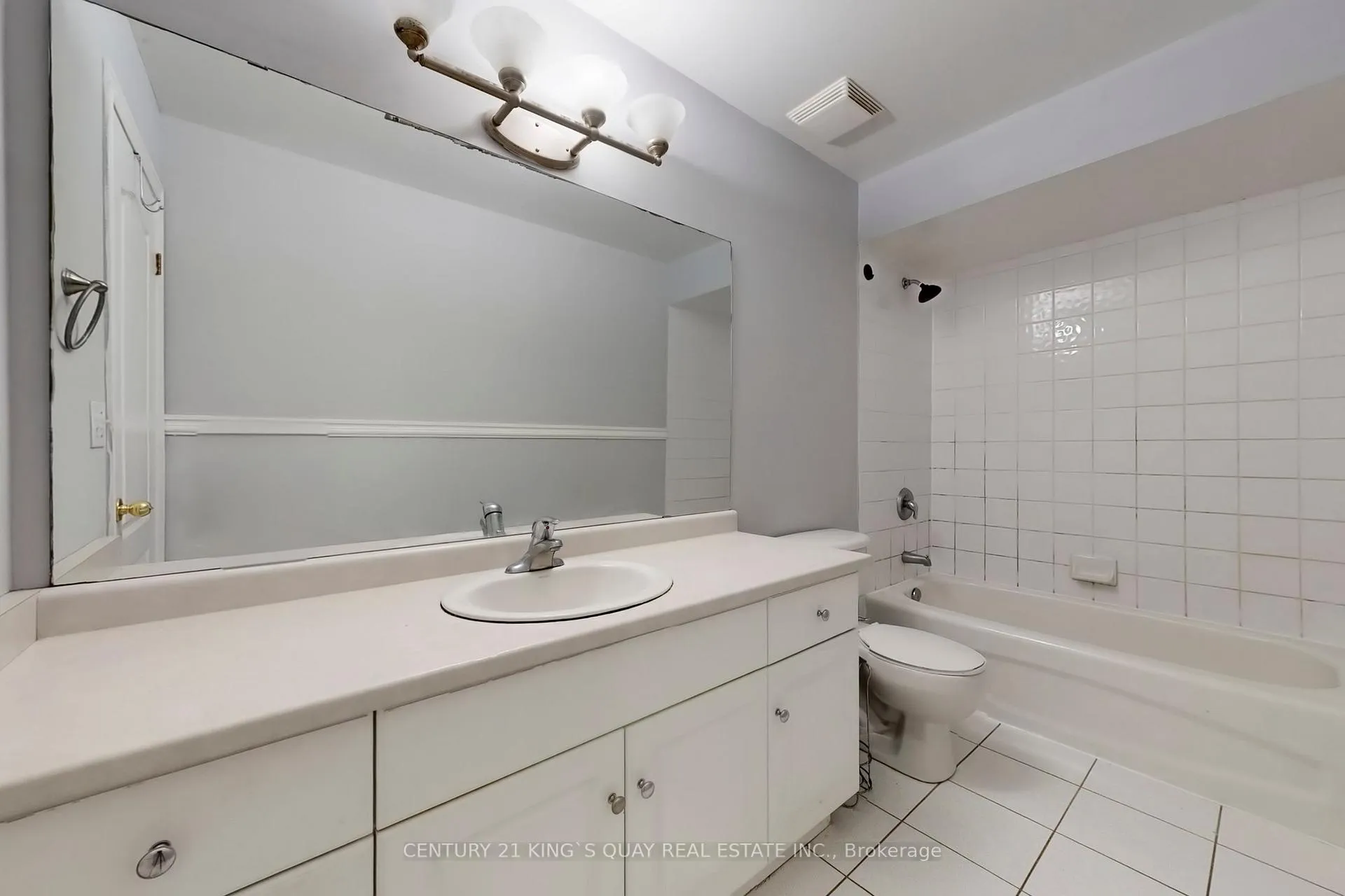 Photo 37 of Unit 21, 232 Stonehenge Drive, Hamilton, Meadowlands — HOMEH