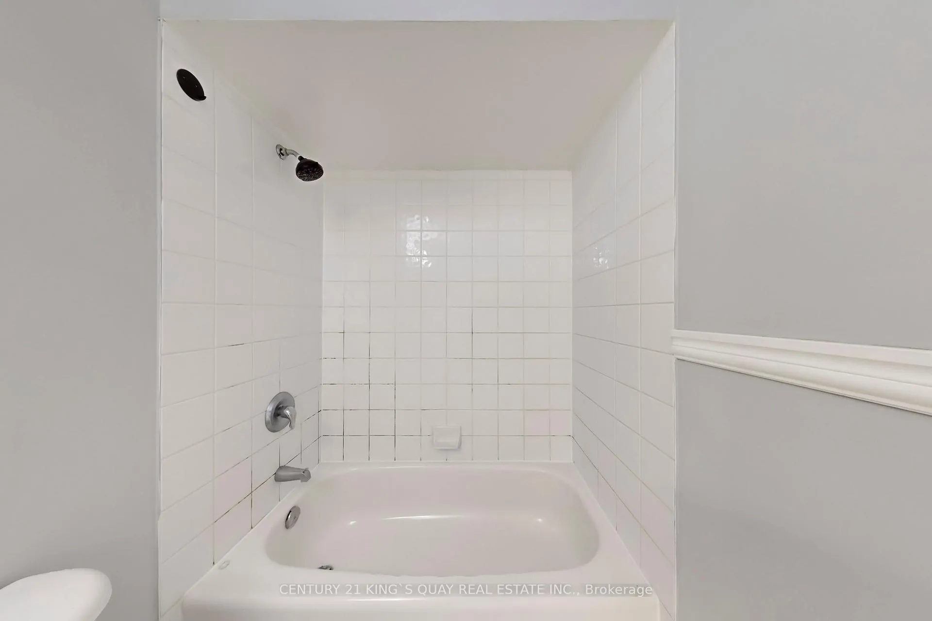 Photo 39 of Unit 21, 232 Stonehenge Drive, Hamilton, Meadowlands — HOMEH