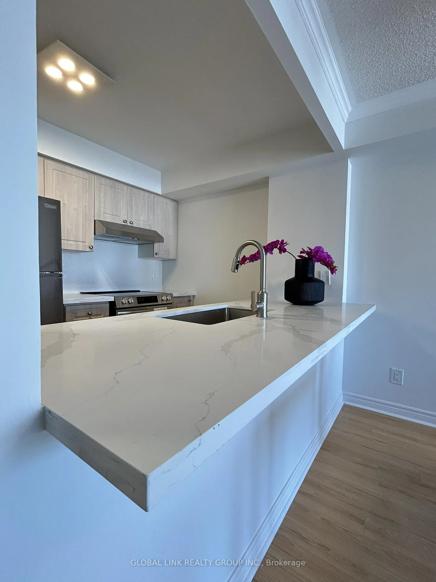 Photo 6 of Unit 1206, 399 South Park Road NW, Markham, Commerce Valley — HOMEH
