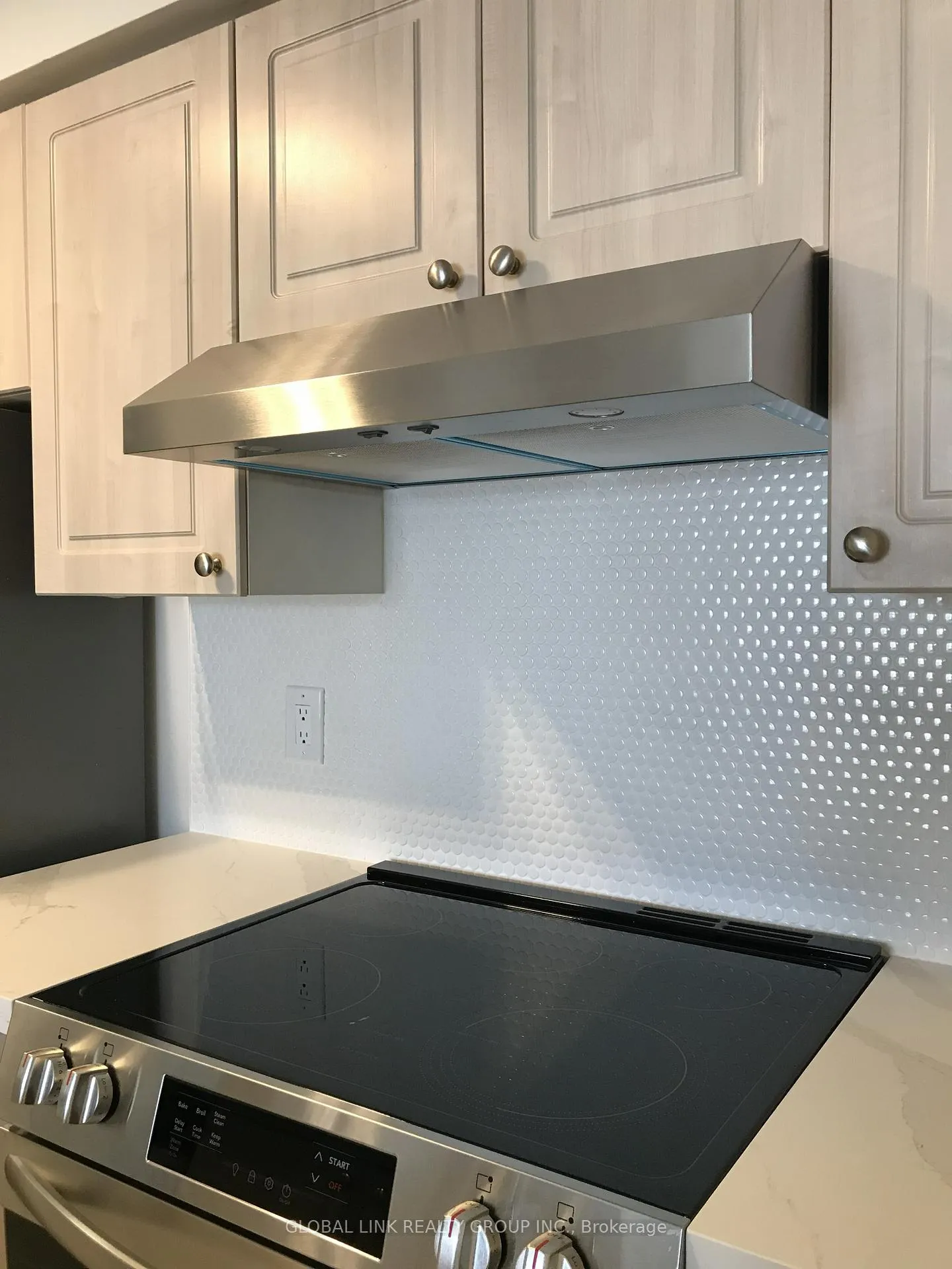 Photo 8 of Unit 1206, 399 South Park Road NW, Markham, Commerce Valley — HOMEH