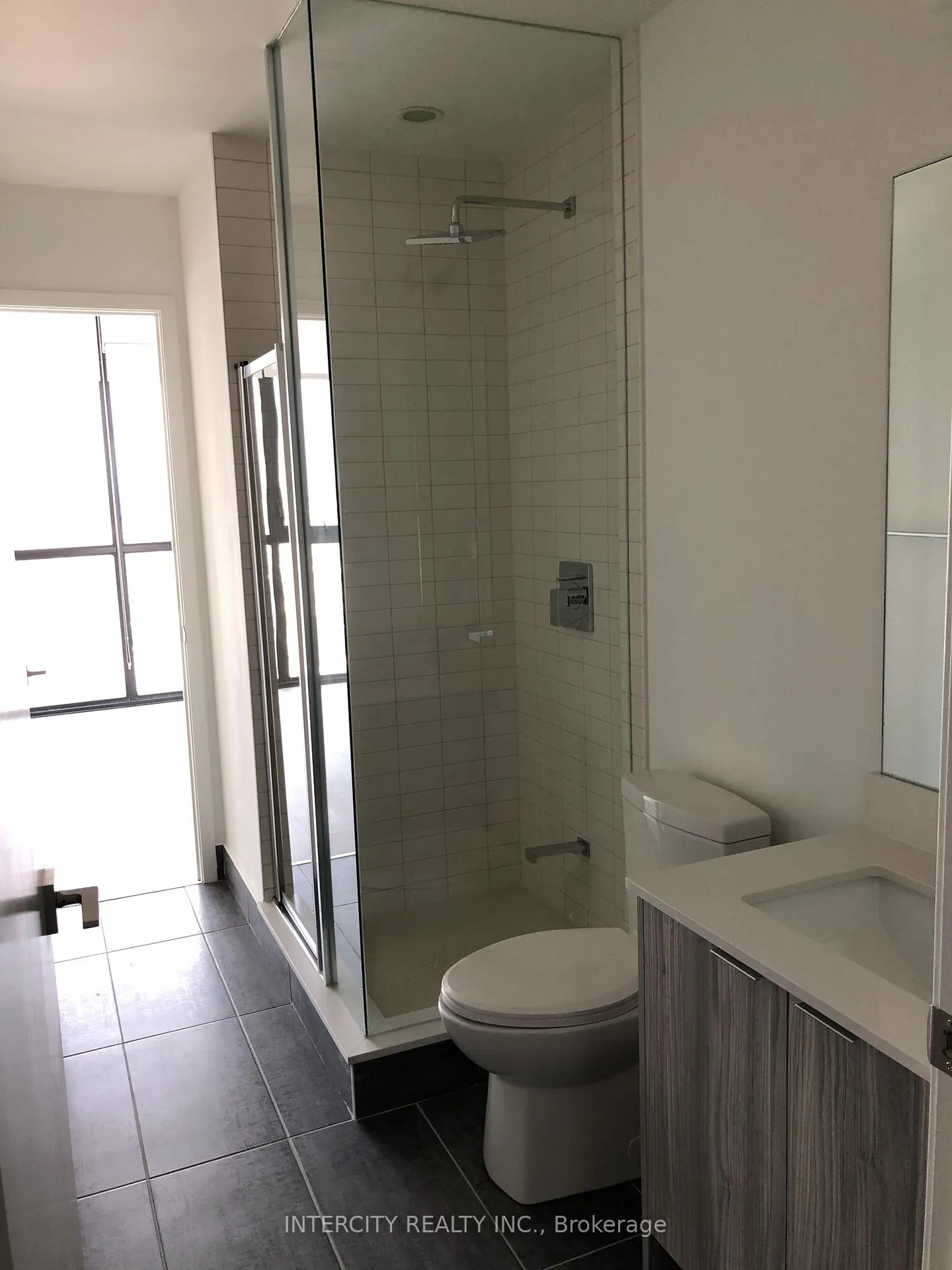 Photo 15 of Unit 2407, 2908 Highway 7 Road, Vaughan, Concord — HOMEH