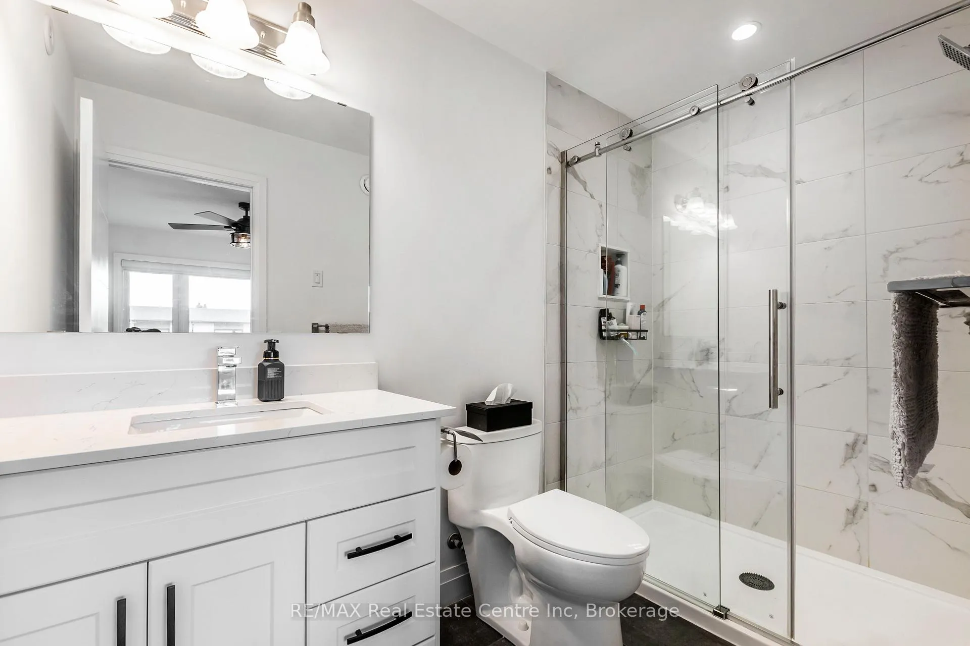 Photo 23 of 59 Lily Lane, Guelph, Clairfields/Hanlon Business Park — HOMEH