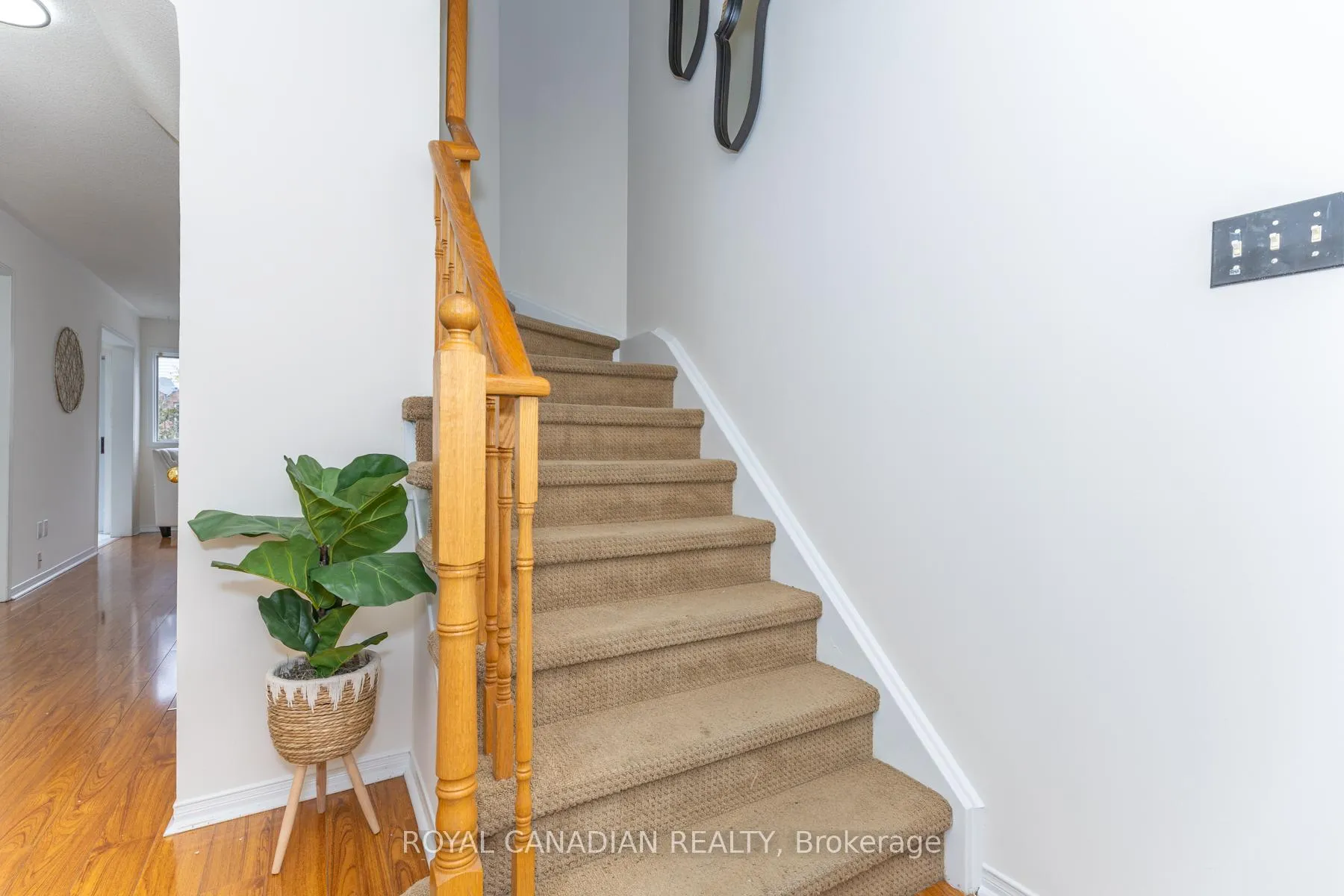 Photo 21 of Unit 32, 49 Goldenlight Circle, Brampton, Brampton West — HOMEH