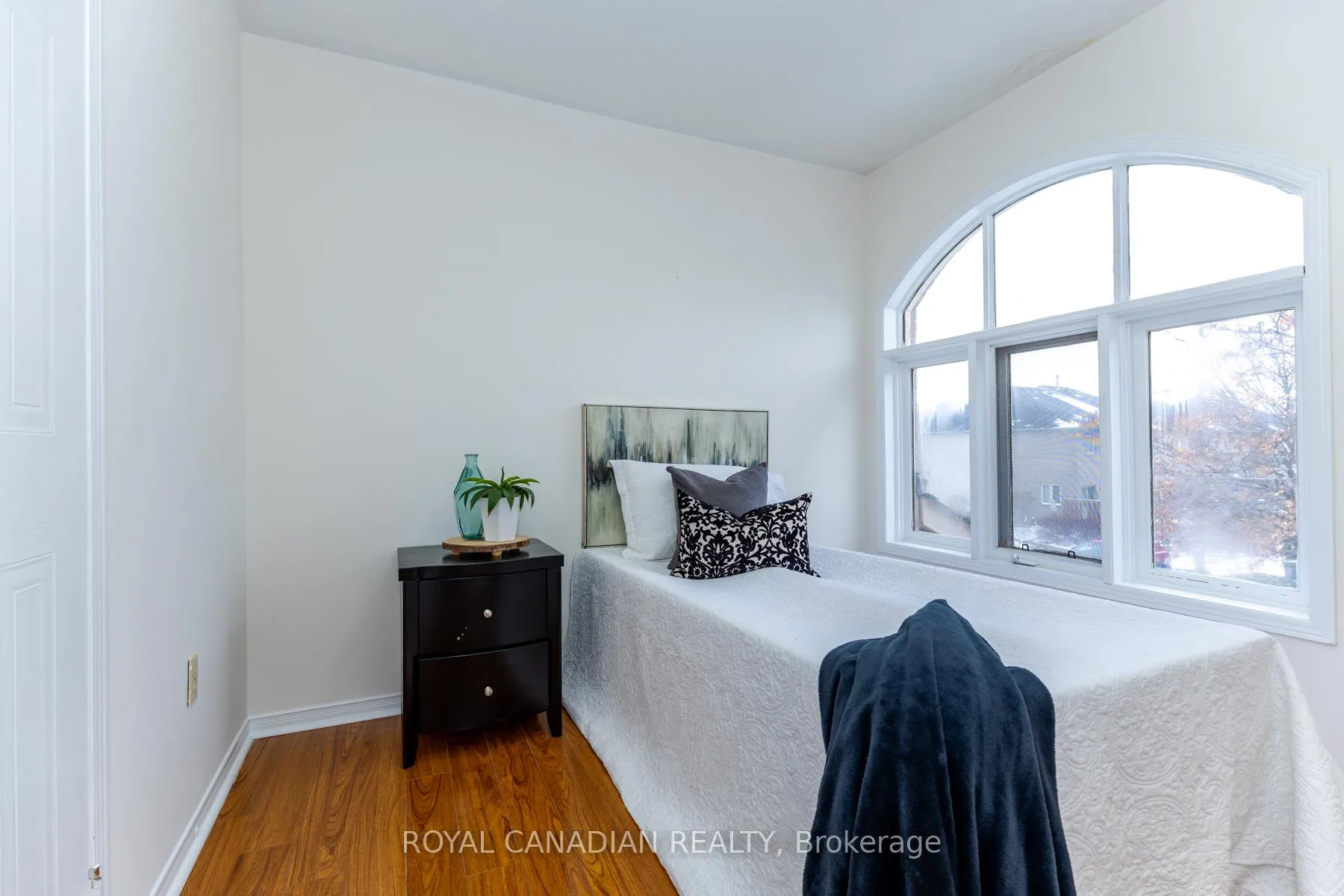 Photo 26 of Unit 32, 49 Goldenlight Circle, Brampton, Brampton West — HOMEH
