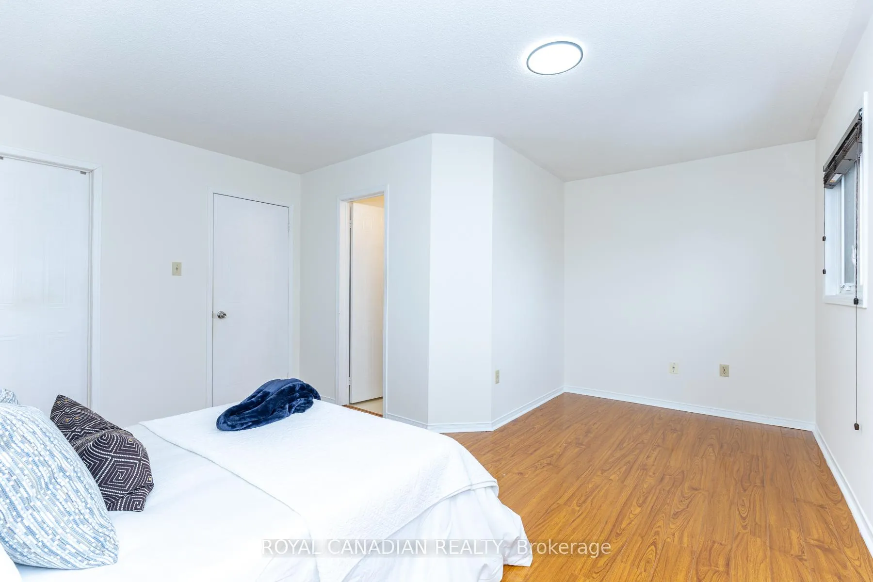 Photo 35 of Unit 32, 49 Goldenlight Circle, Brampton, Brampton West — HOMEH