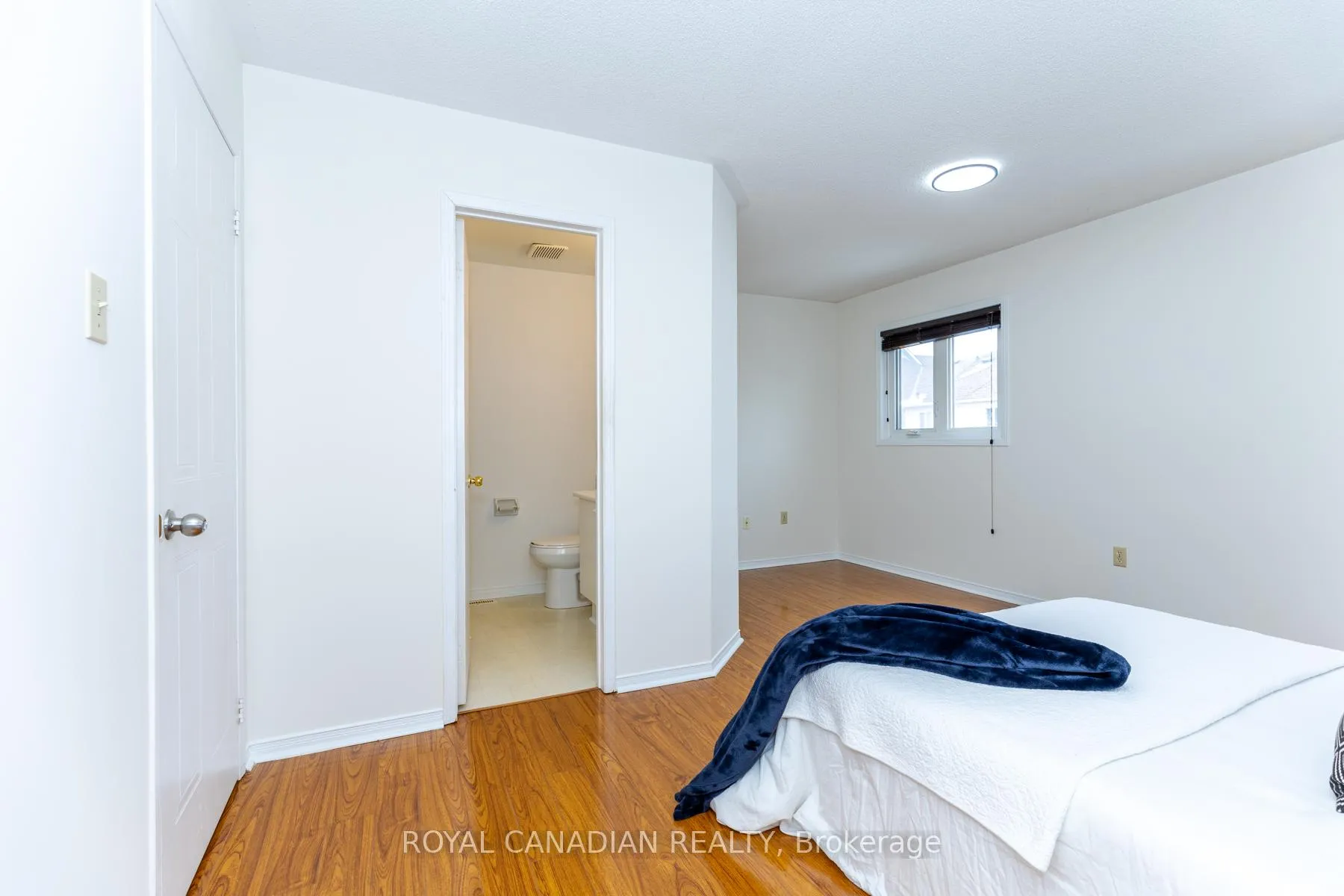 Photo 37 of Unit 32, 49 Goldenlight Circle, Brampton, Brampton West — HOMEH