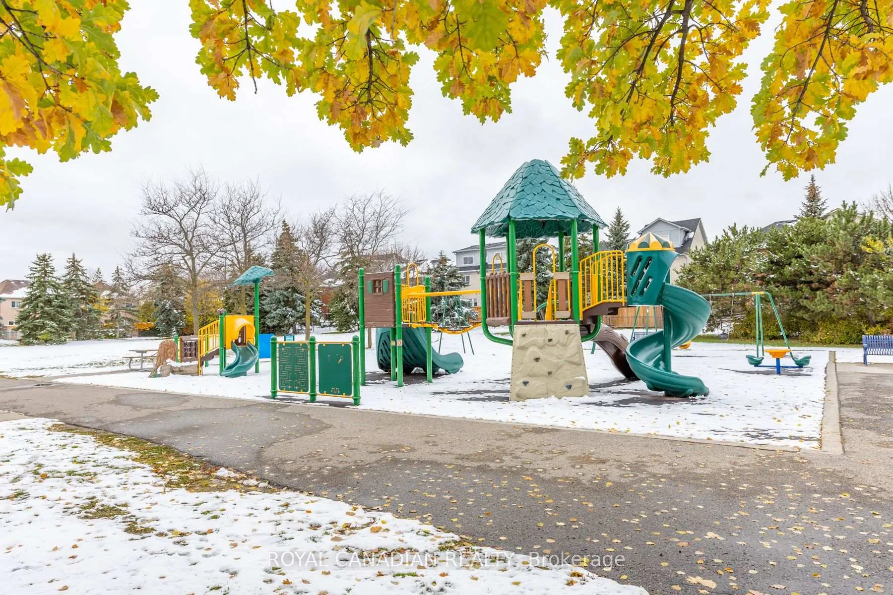 Photo 46 of Unit 32, 49 Goldenlight Circle, Brampton, Brampton West — HOMEH