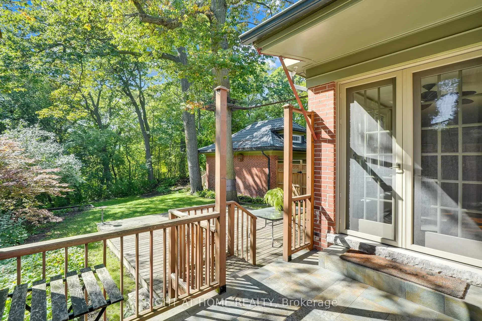 Photo 47 of 32 Hollywood Crescent, Toronto, Woodbine Corridor — HOMEH