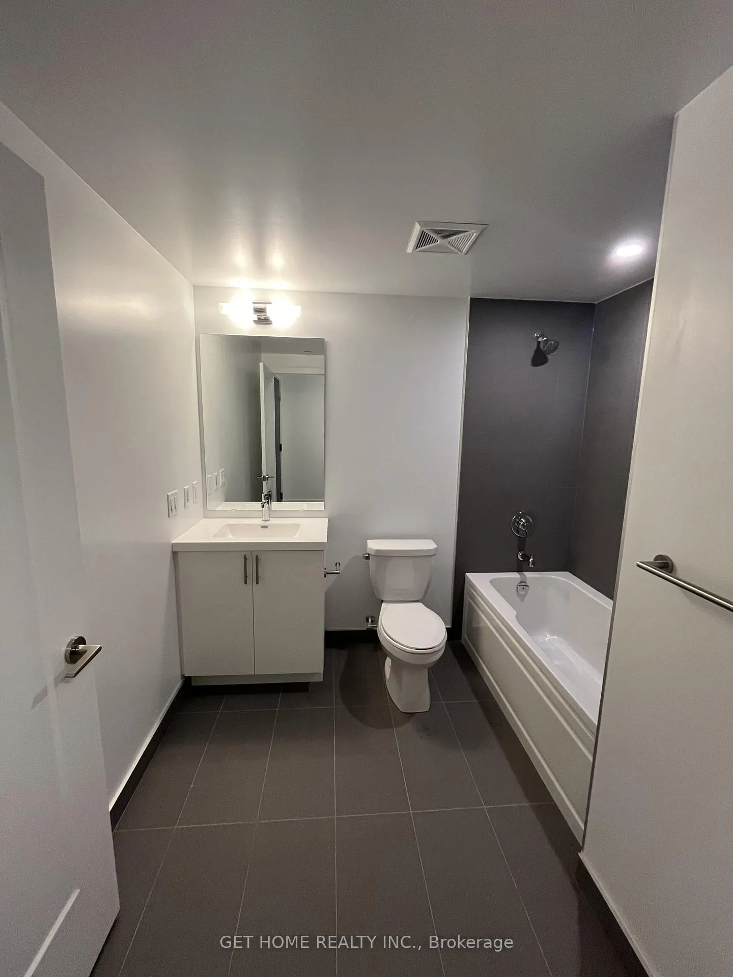 Photo 10 of Unit 1209, 2545 simcoe Street, Oshawa, Windfields — HOMEH