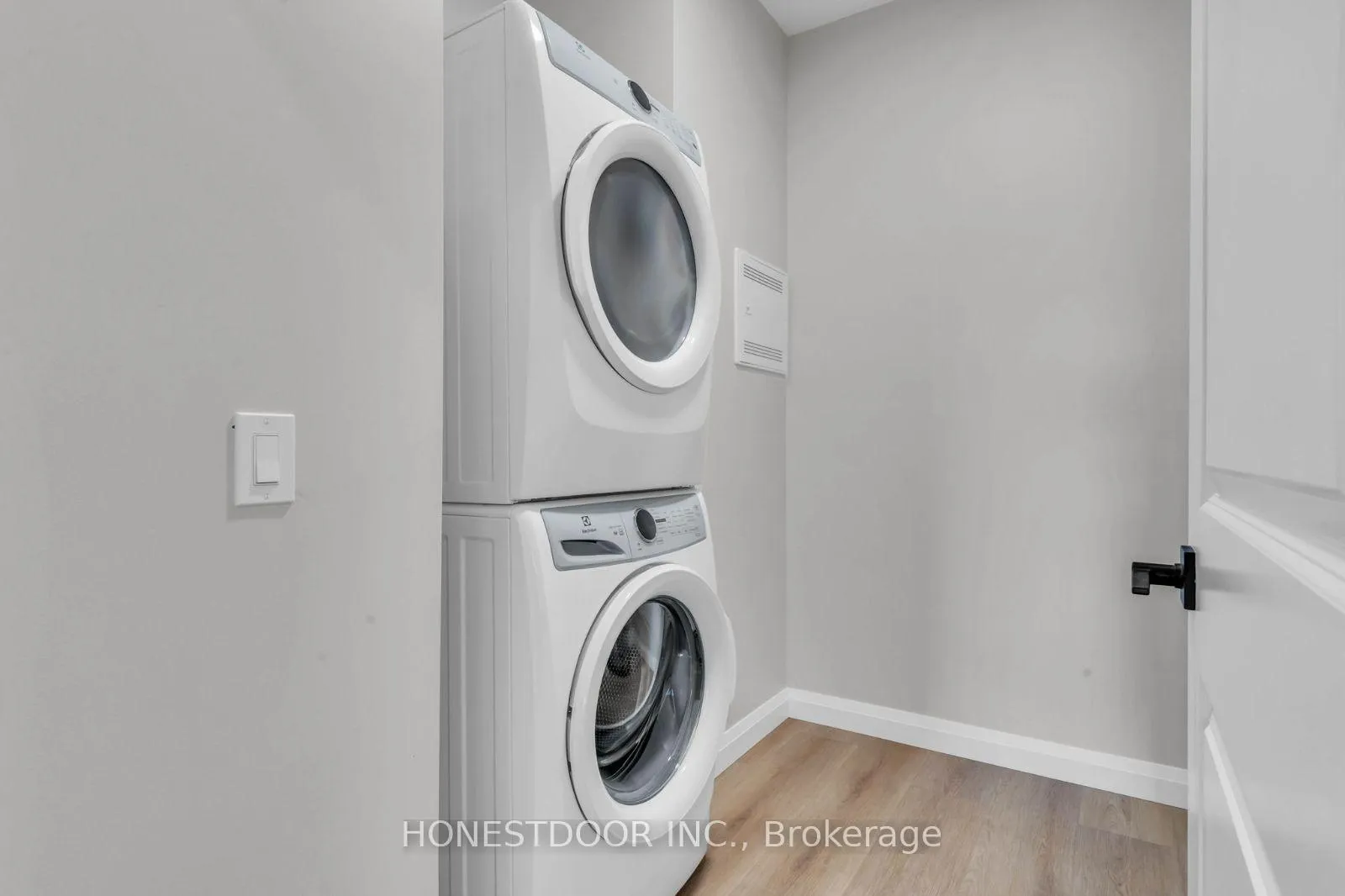 Photo 5 of 185 Jacks Way, Wellington North, Mount Forest — HOMEH
