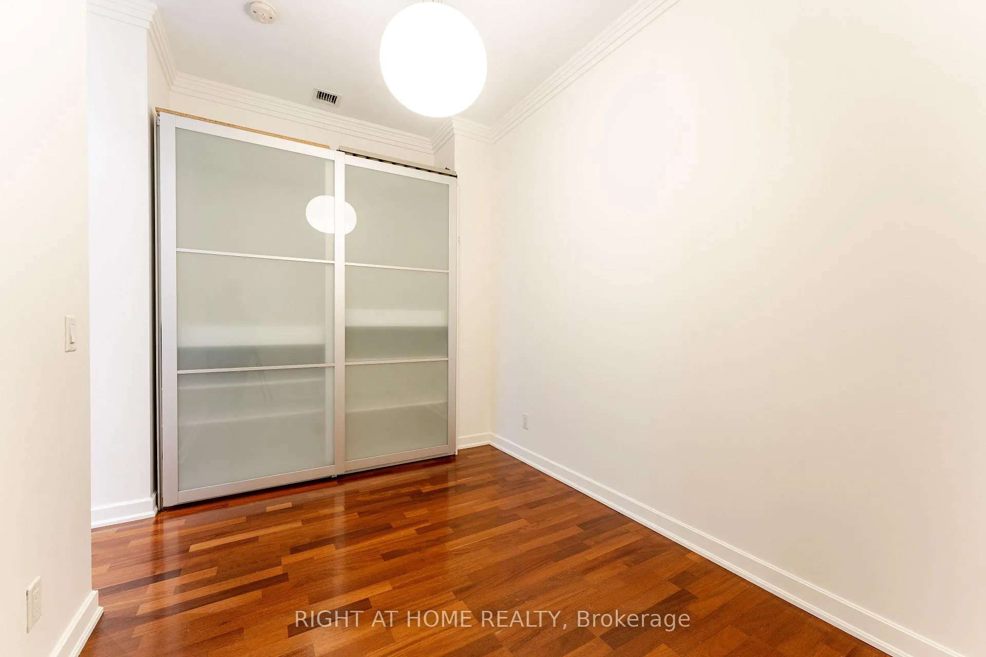 Photo 32 of Unit 402, 48 St Clair Avenue W, Toronto, Yonge-St. Clair — HOMEH