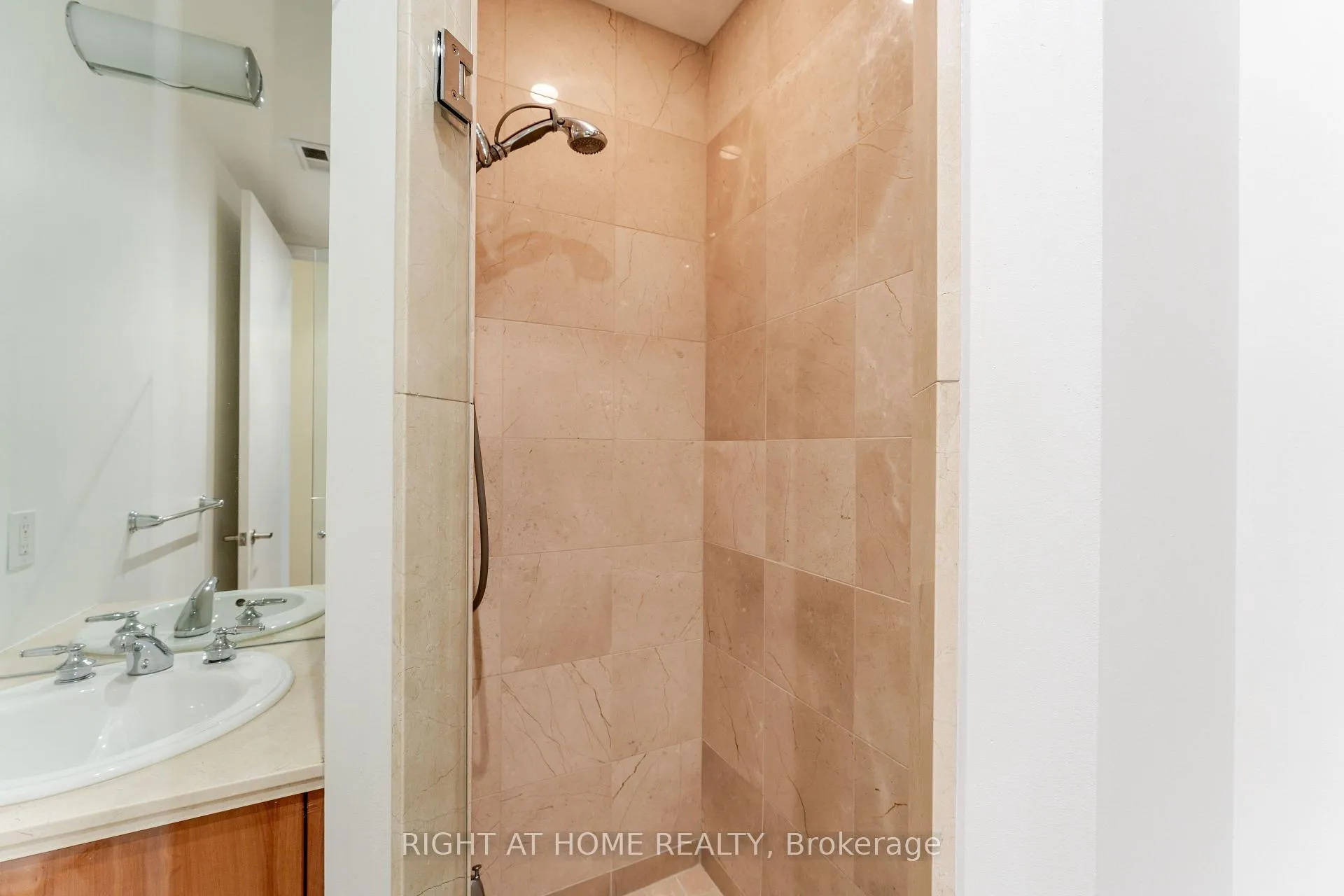 Photo 35 of Unit 402, 48 St Clair Avenue W, Toronto, Yonge-St. Clair — HOMEH