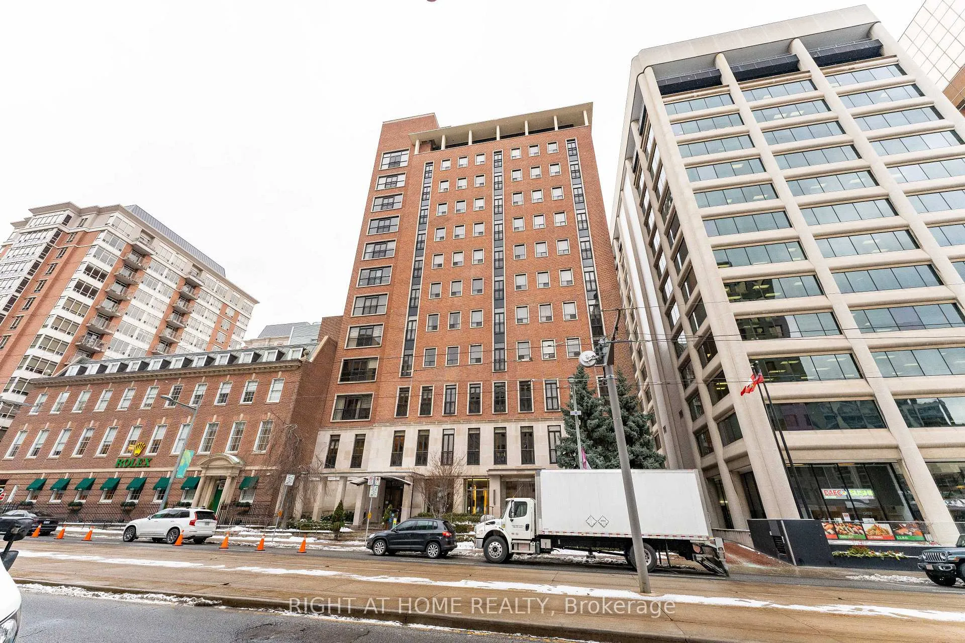 Photo 41 of Unit 402, 48 St Clair Avenue W, Toronto, Yonge-St. Clair — HOMEH