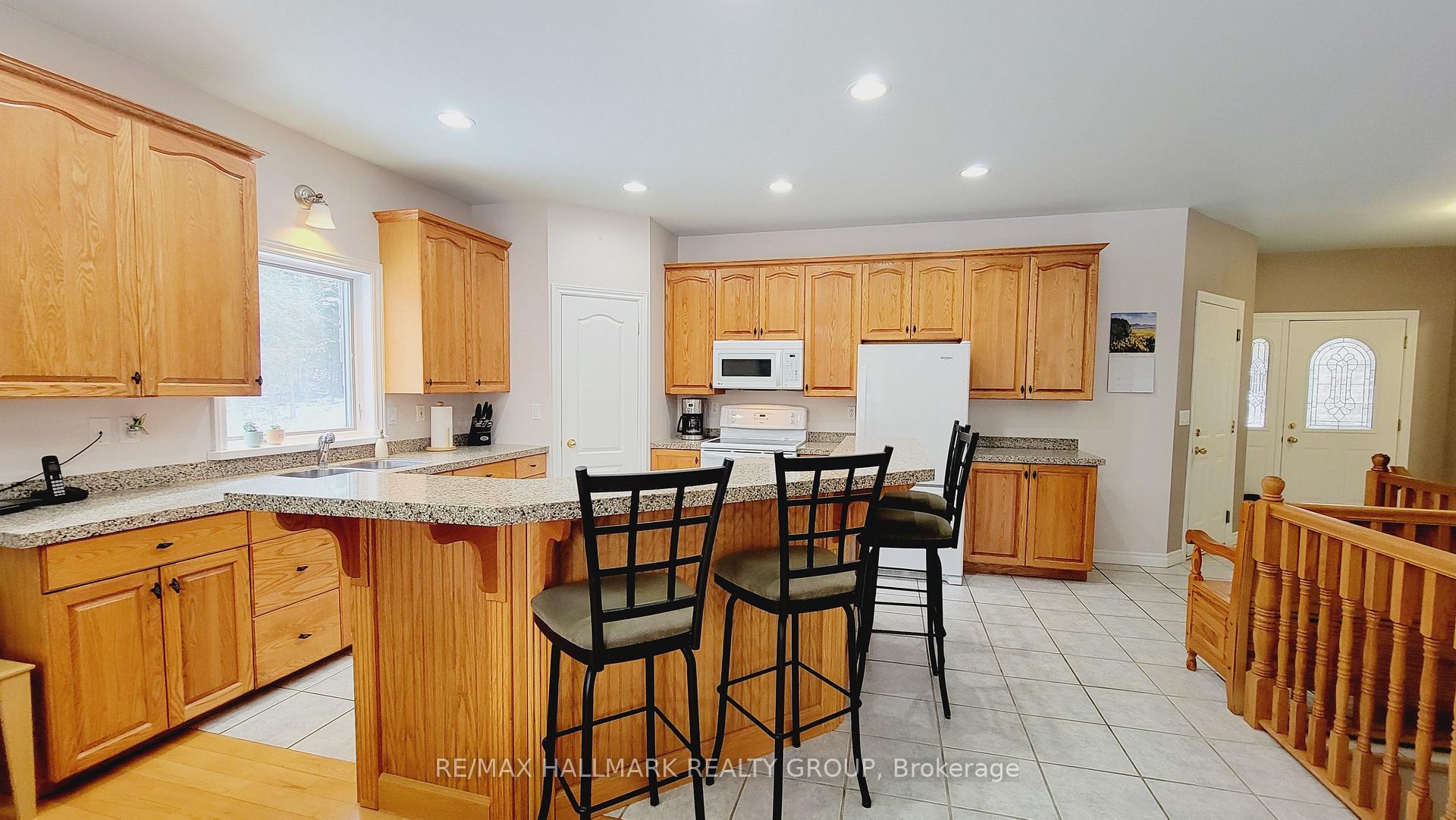 Photo 12 of 1250 Upper Dwyer Hill Road, Ottawa, Huntley Ward (South West) — HOMEH