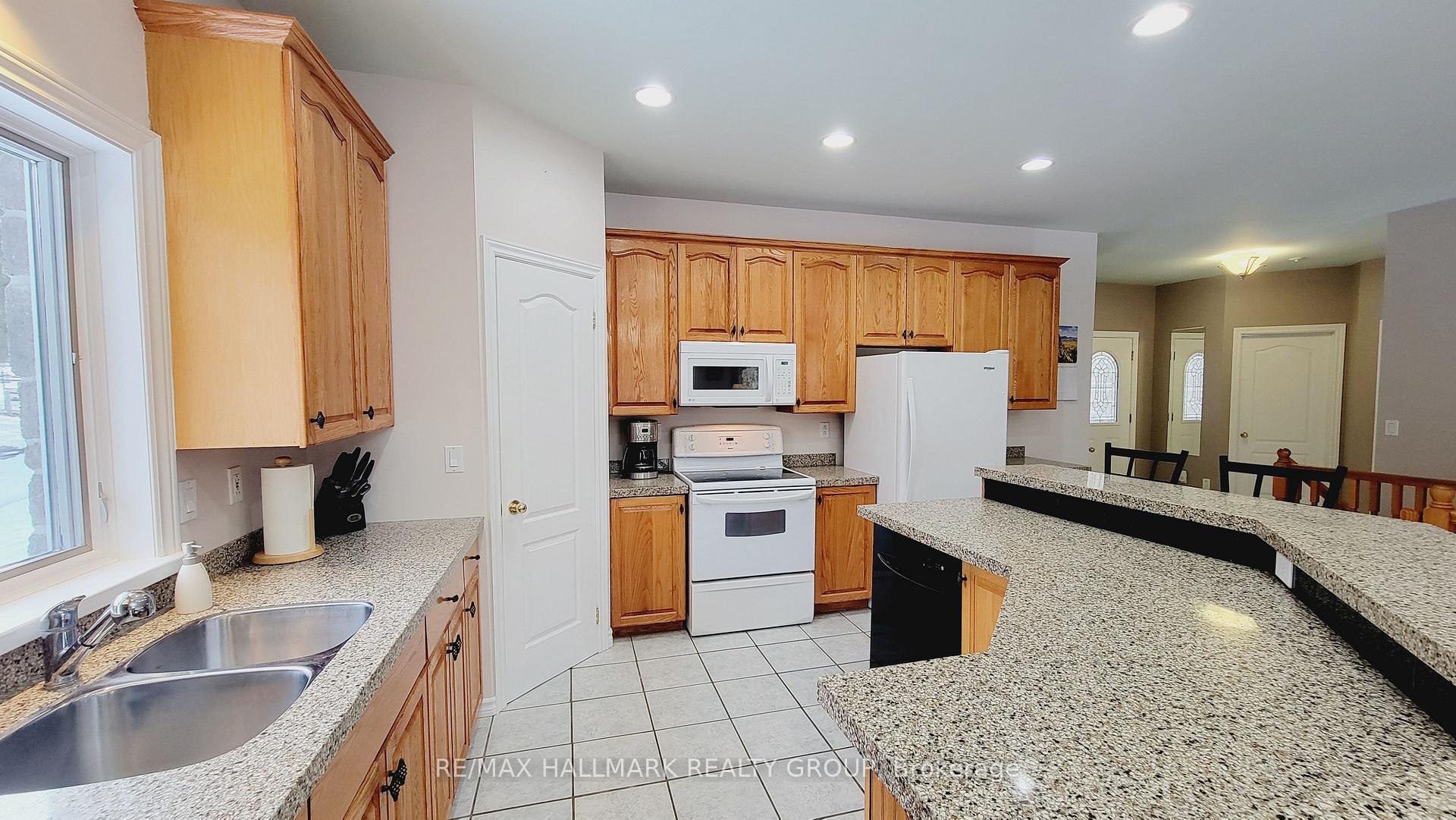 Photo 13 of 1250 Upper Dwyer Hill Road, Ottawa, Huntley Ward (South West) — HOMEH