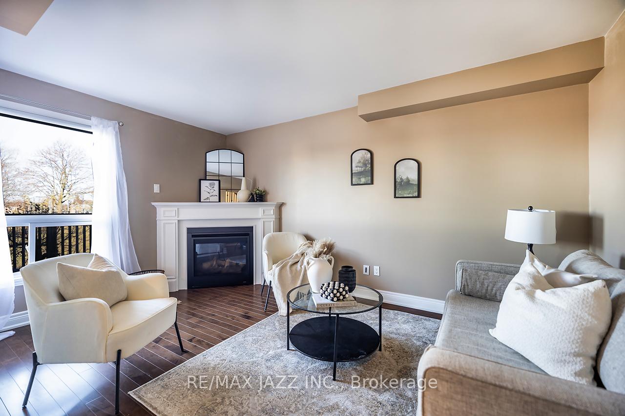 Photo 9 of 32 Parkins Drive, Ajax, Central — HOMEH