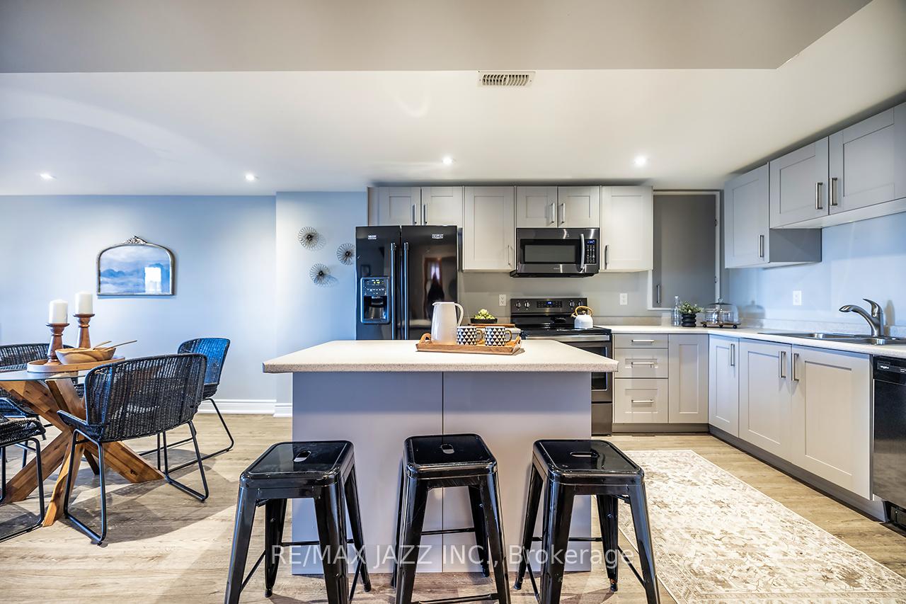 Photo 24 of 32 Parkins Drive, Ajax, Central — HOMEH