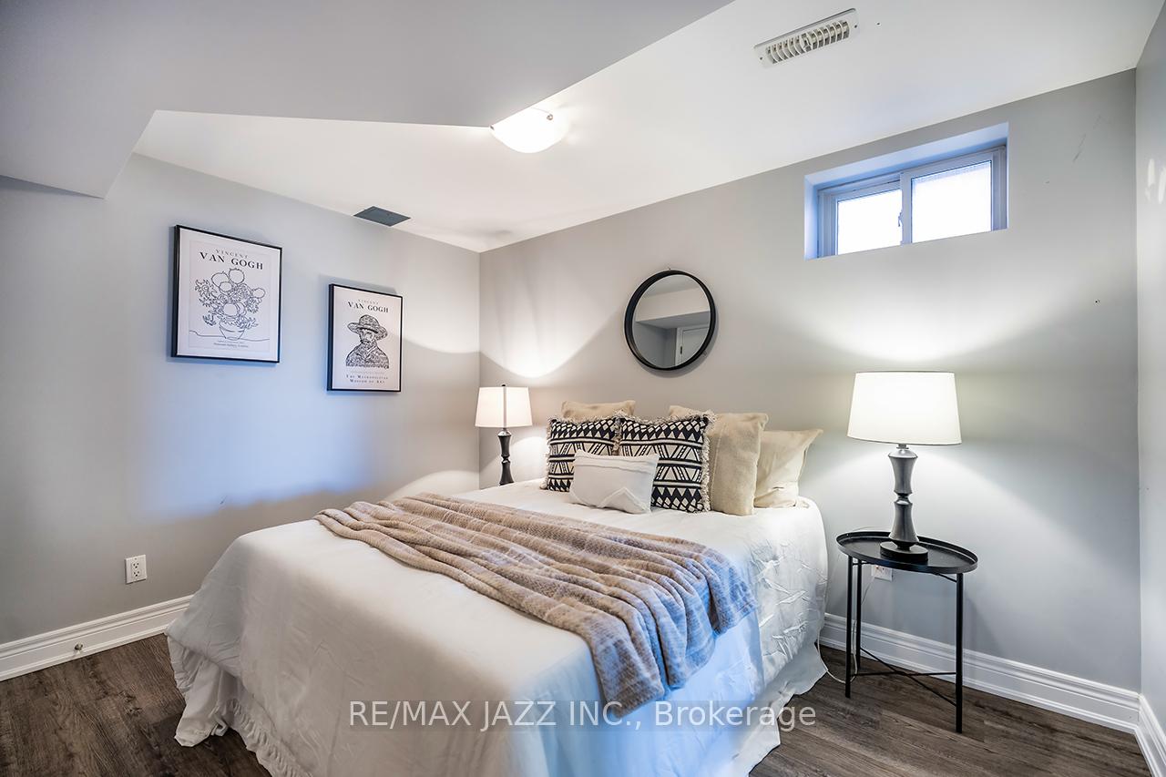 Photo 34 of 32 Parkins Drive, Ajax, Central — HOMEH