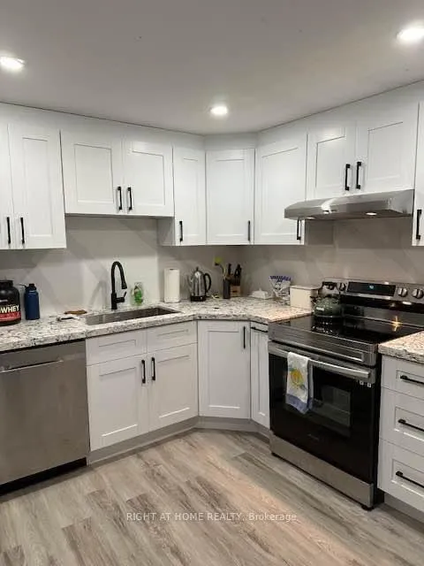 Photo 3 of 113-2 Churchland Drive N, Barrie, Holly — HOMEH